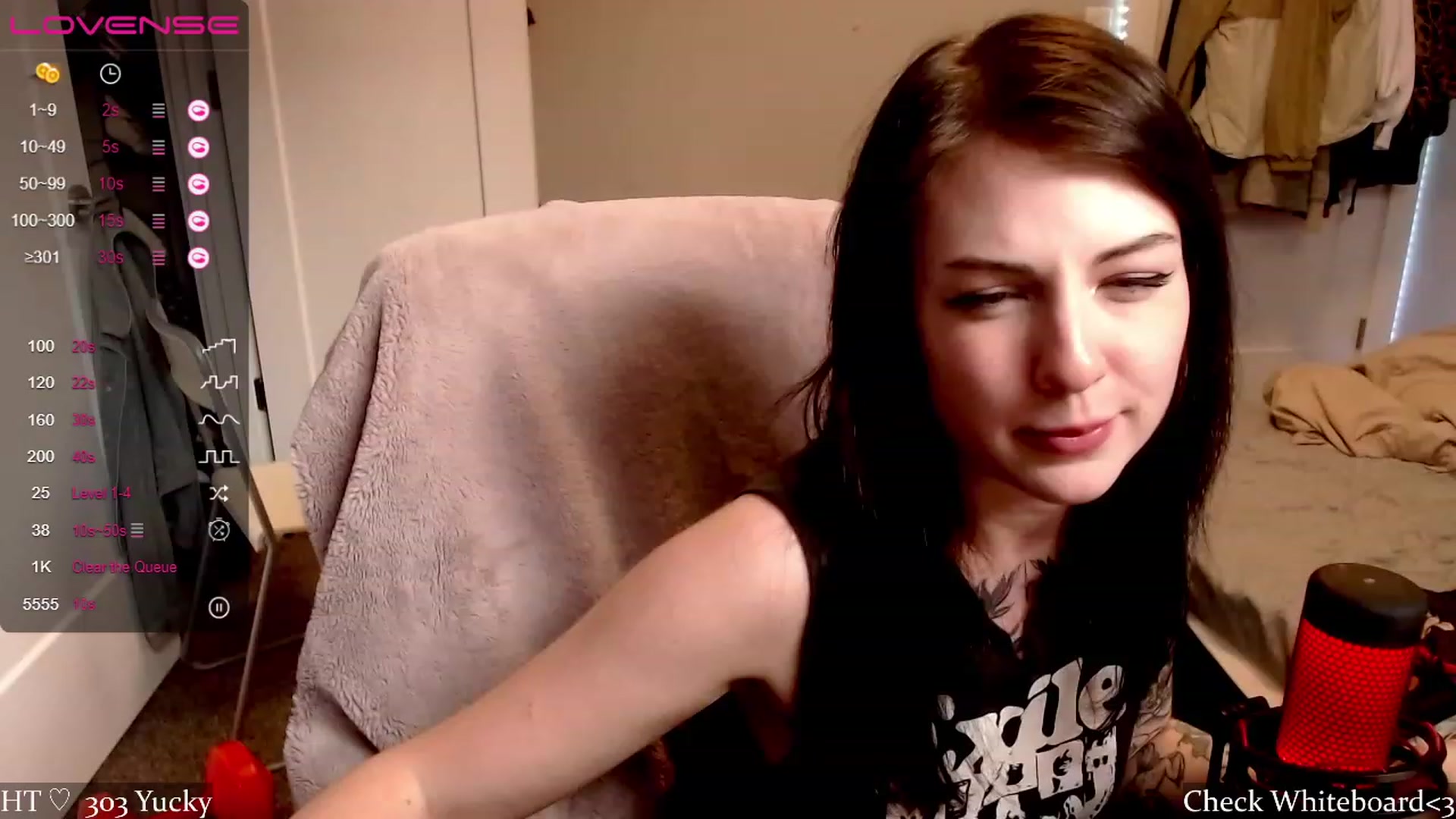 Gallery image thumbnail from cuteholly's myfreecams stream on, 07/12/2023, 01:13 image 12 of 20