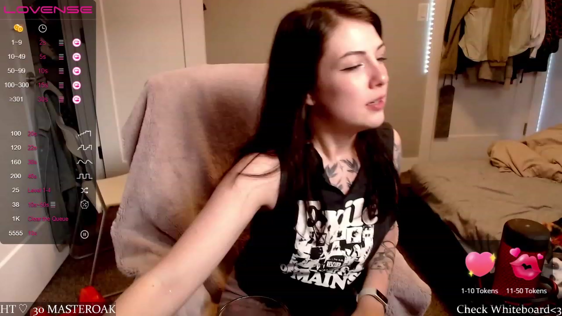 Gallery image thumbnail from cuteholly's myfreecams stream on, 07/12/2023, 01:13 image 5 of 20