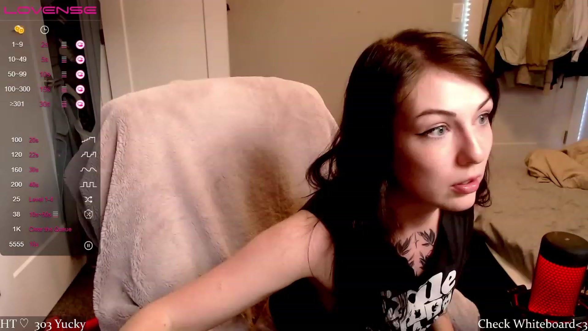 Gallery image thumbnail from cuteholly's myfreecams stream on, 07/12/2023, 01:13 image 16 of 20