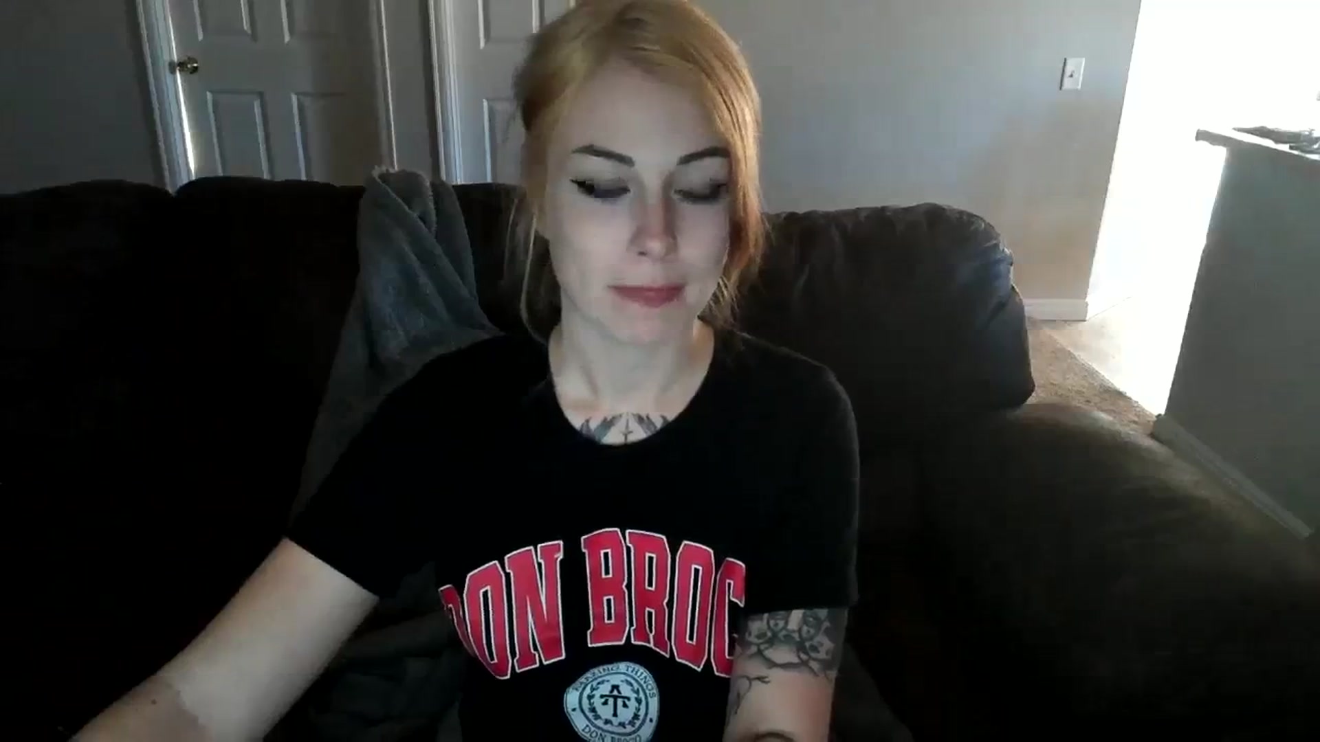 Gallery image thumbnail from cuteholly's myfreecams stream on, 08/13/2023, 02:26 image 4 of 20