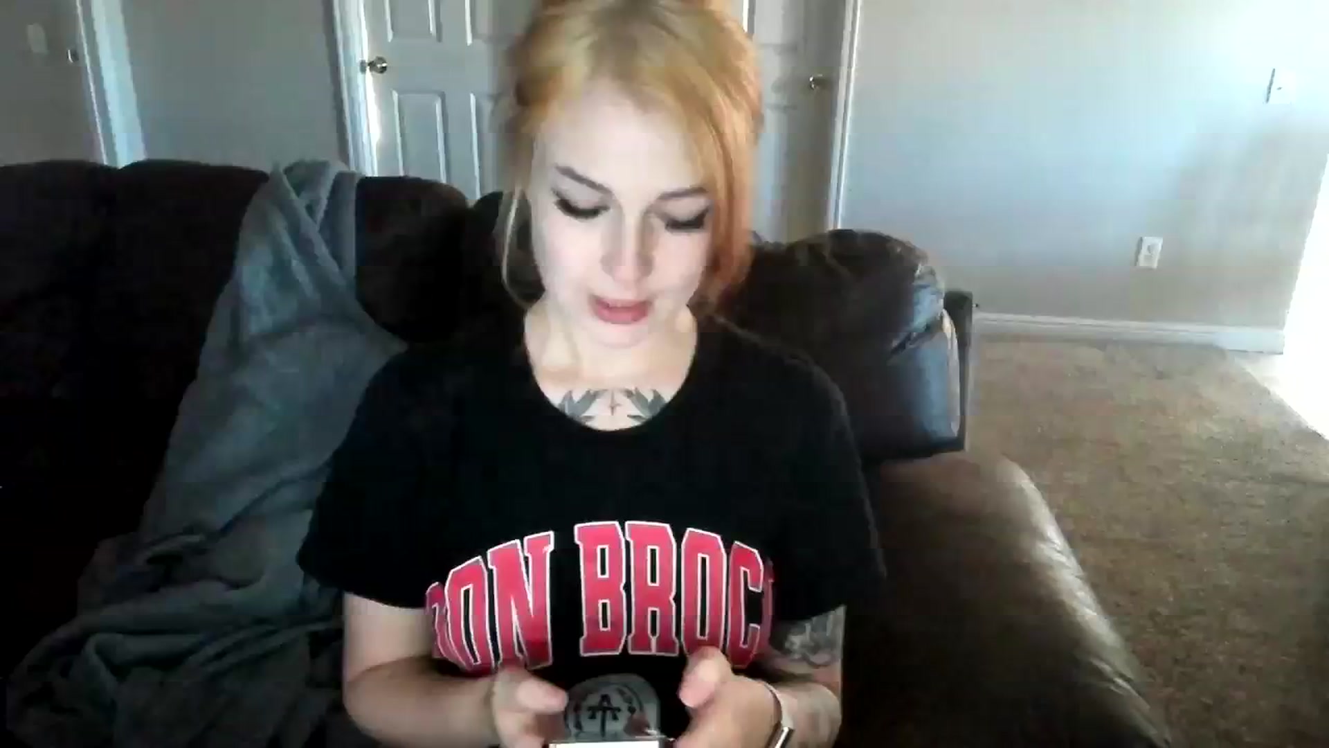 Gallery image thumbnail from cuteholly's myfreecams stream on, 08/13/2023, 02:26 image 13 of 20
