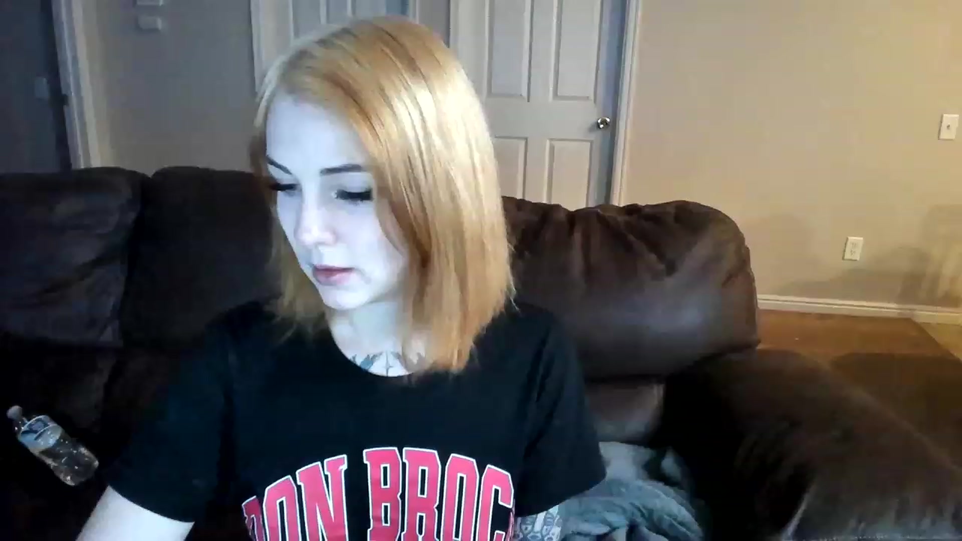 Gallery image thumbnail from cuteholly's myfreecams stream on, 08/13/2023, 06:13 image 5 of 20