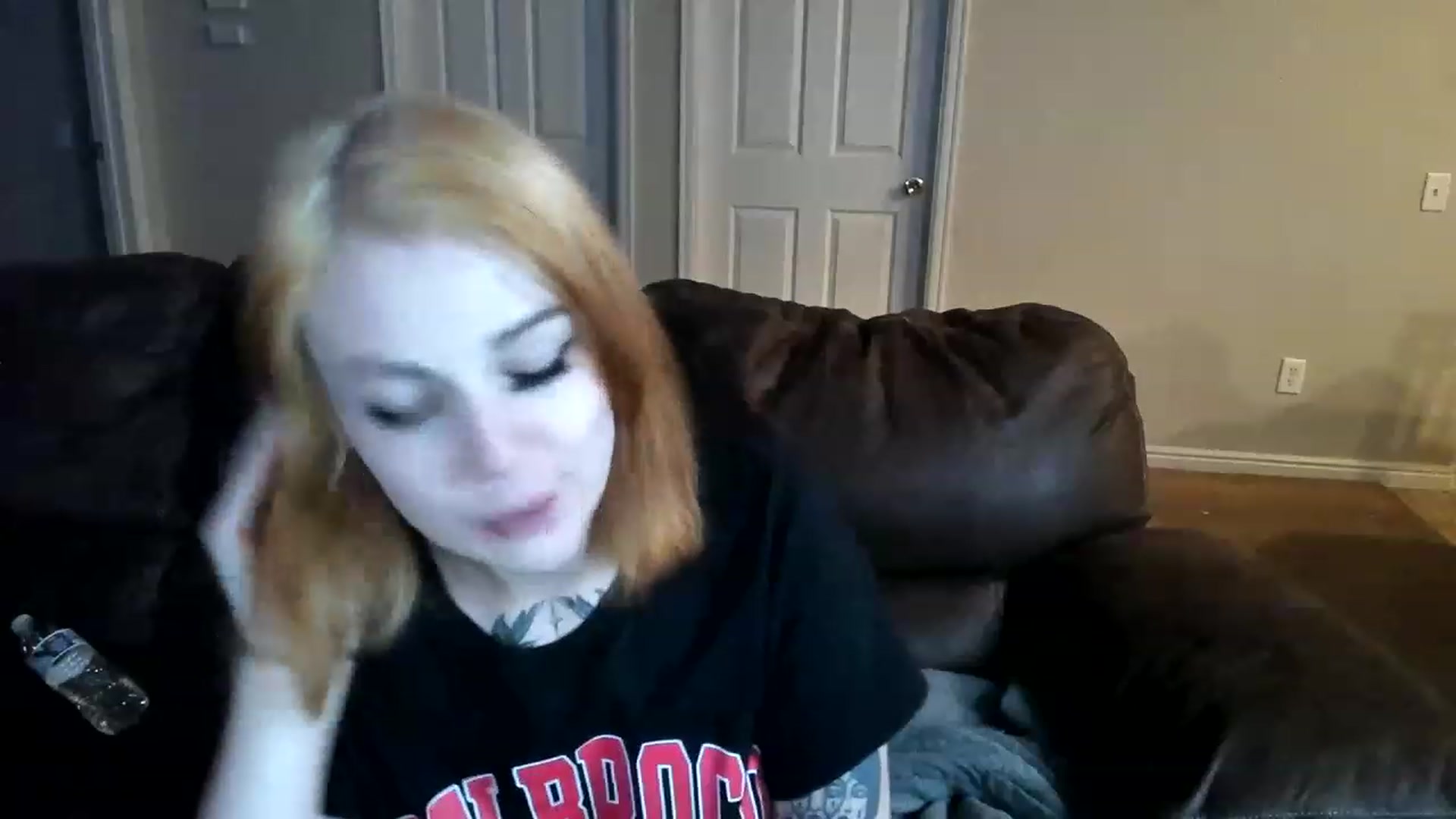 Gallery image thumbnail from cuteholly's myfreecams stream on, 08/13/2023, 06:13 image 6 of 20