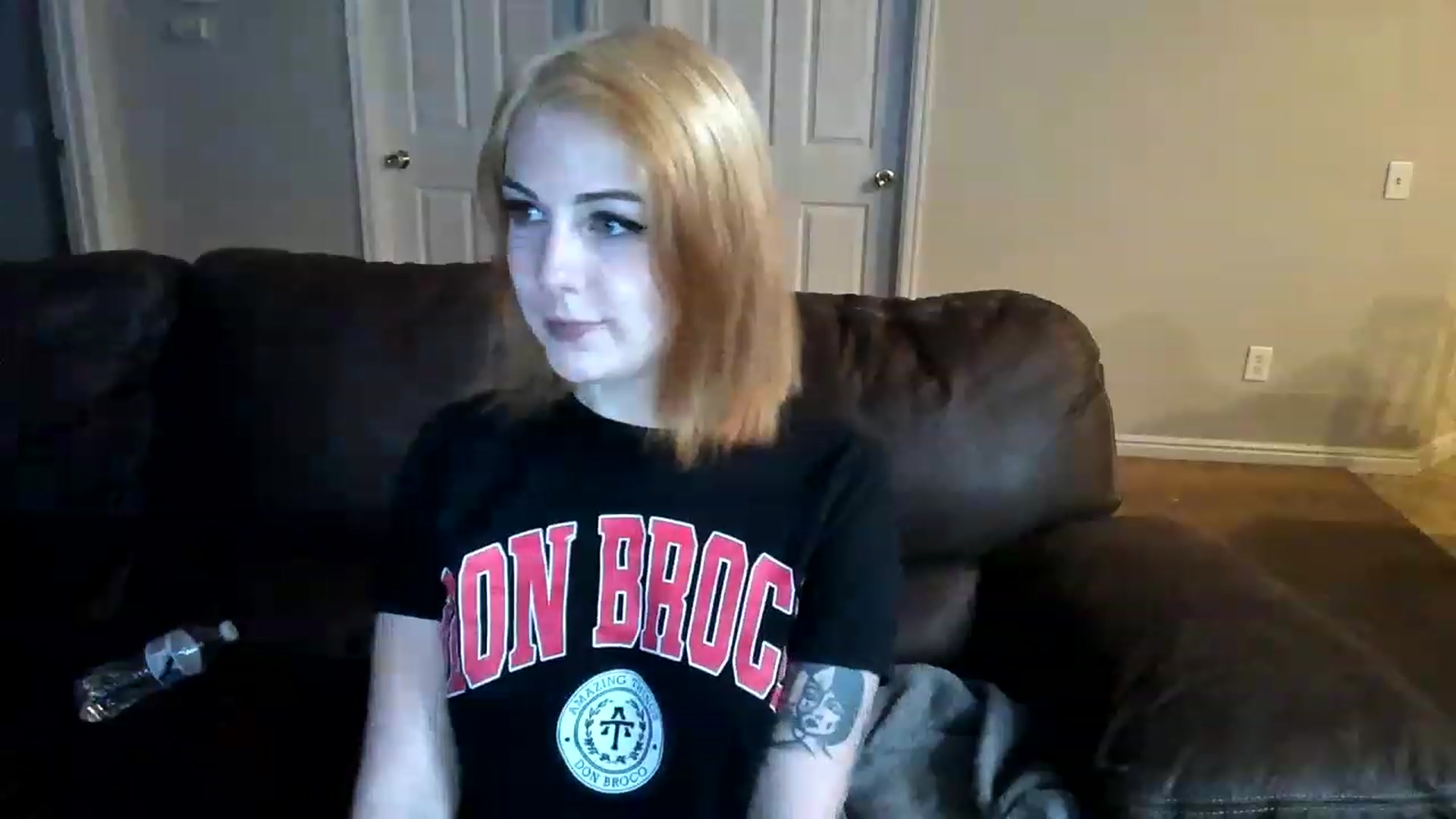 Gallery image thumbnail from cuteholly's myfreecams stream on, 08/13/2023, 06:13 image 18 of 20