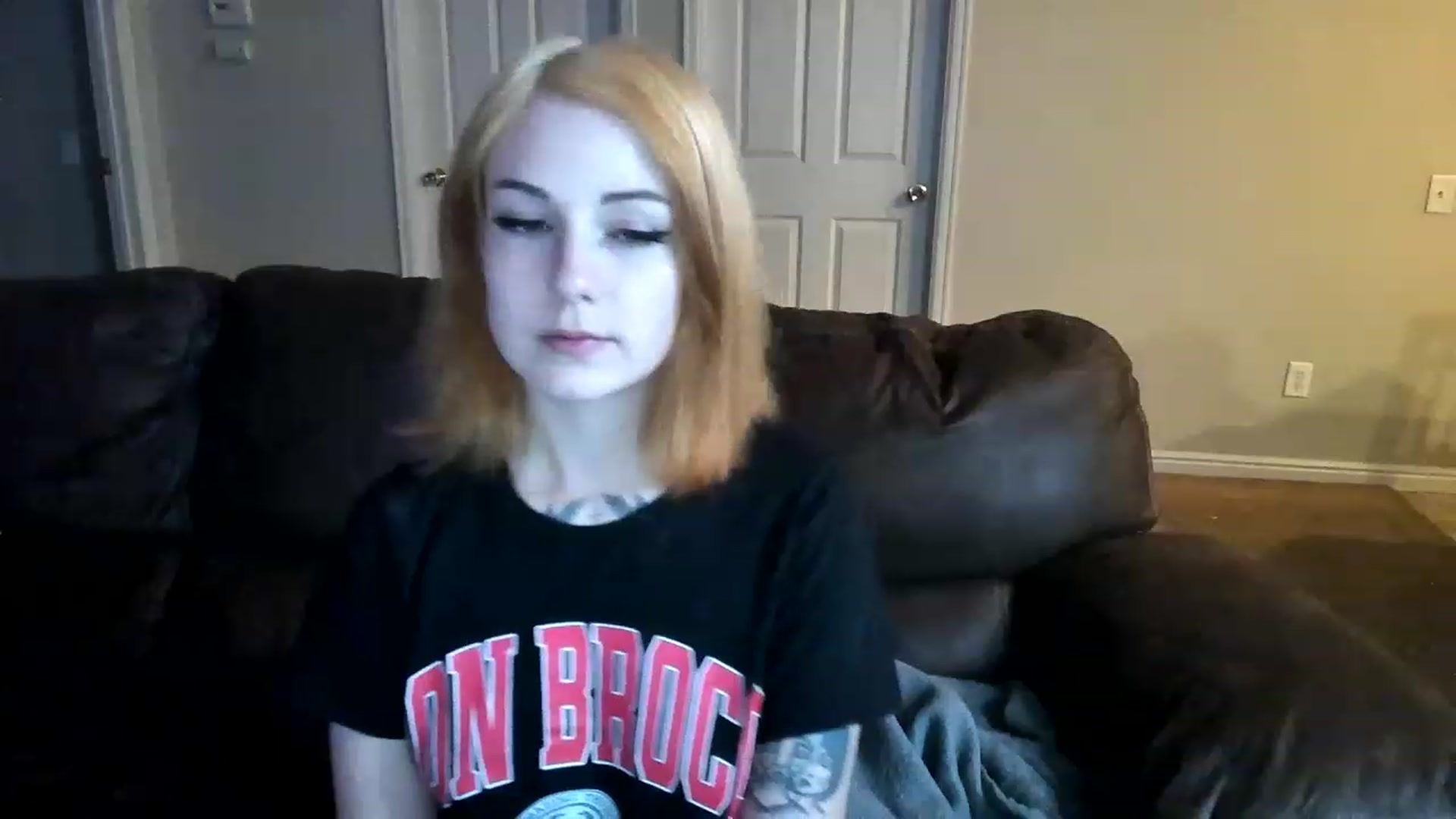 Gallery image thumbnail from cuteholly's myfreecams stream on, 08/13/2023, 06:13 image 2 of 20