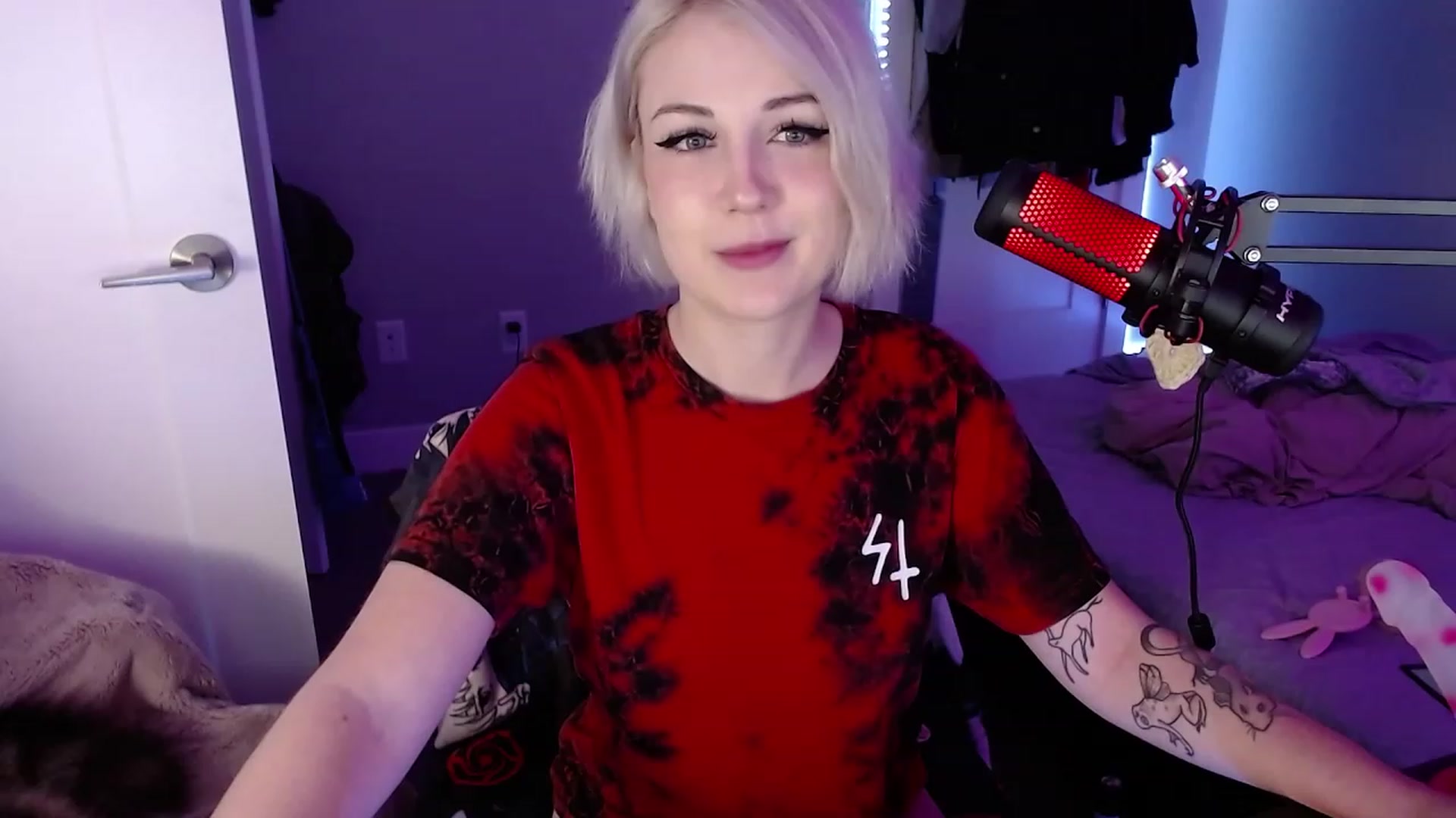 Gallery image thumbnail from cuteholly's myfreecams stream on, 11/16/2023, 06:15 image 19 of 20