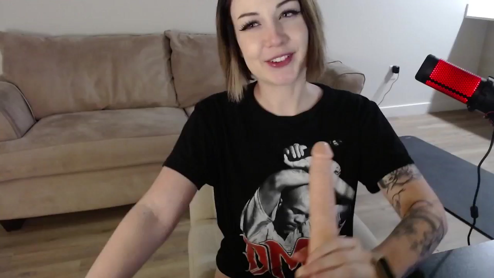 Gallery image thumbnail from cuteholly's myfreecams stream on, 01/16/2024, 06:40 image 5 of 20