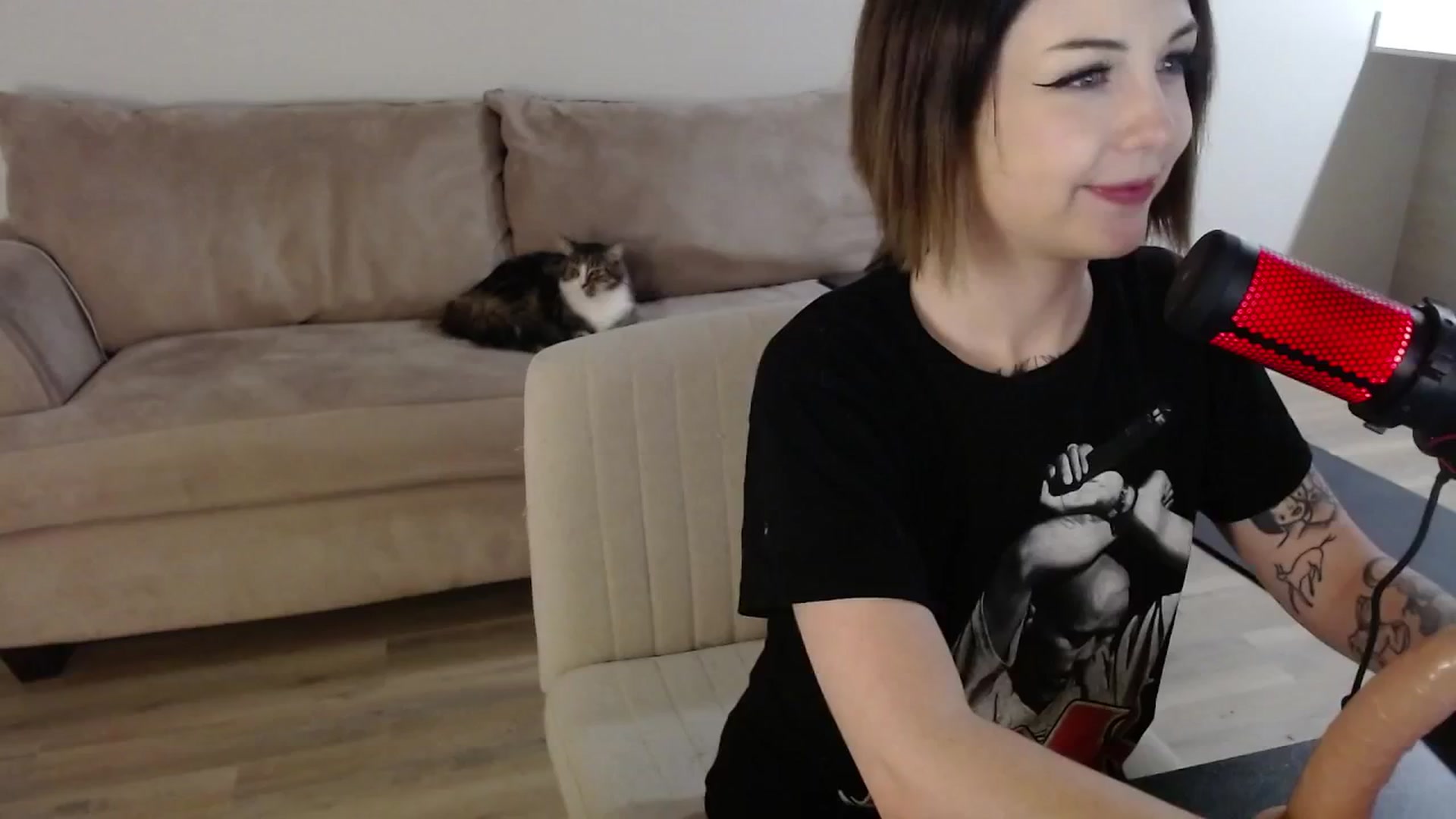 Gallery image thumbnail from cuteholly's myfreecams stream on, 01/16/2024, 06:40 image 20 of 20