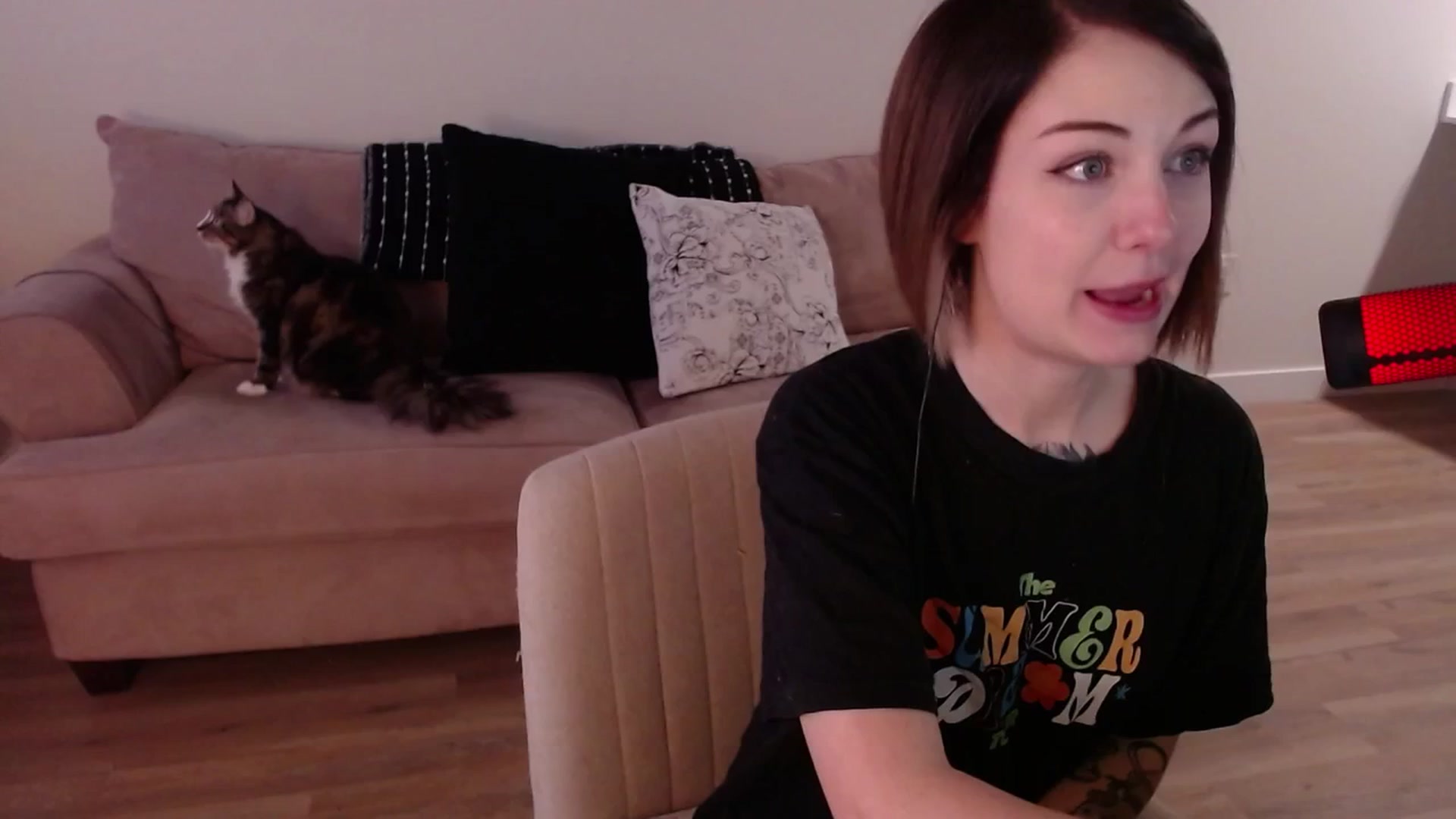Gallery image thumbnail from cuteholly's myfreecams stream on, 01/24/2024, 22:24 image 1 of 20