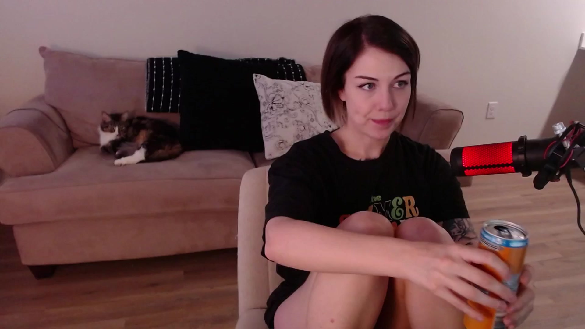 Gallery image thumbnail from cuteholly's myfreecams stream on, 01/24/2024, 22:24 image 7 of 20
