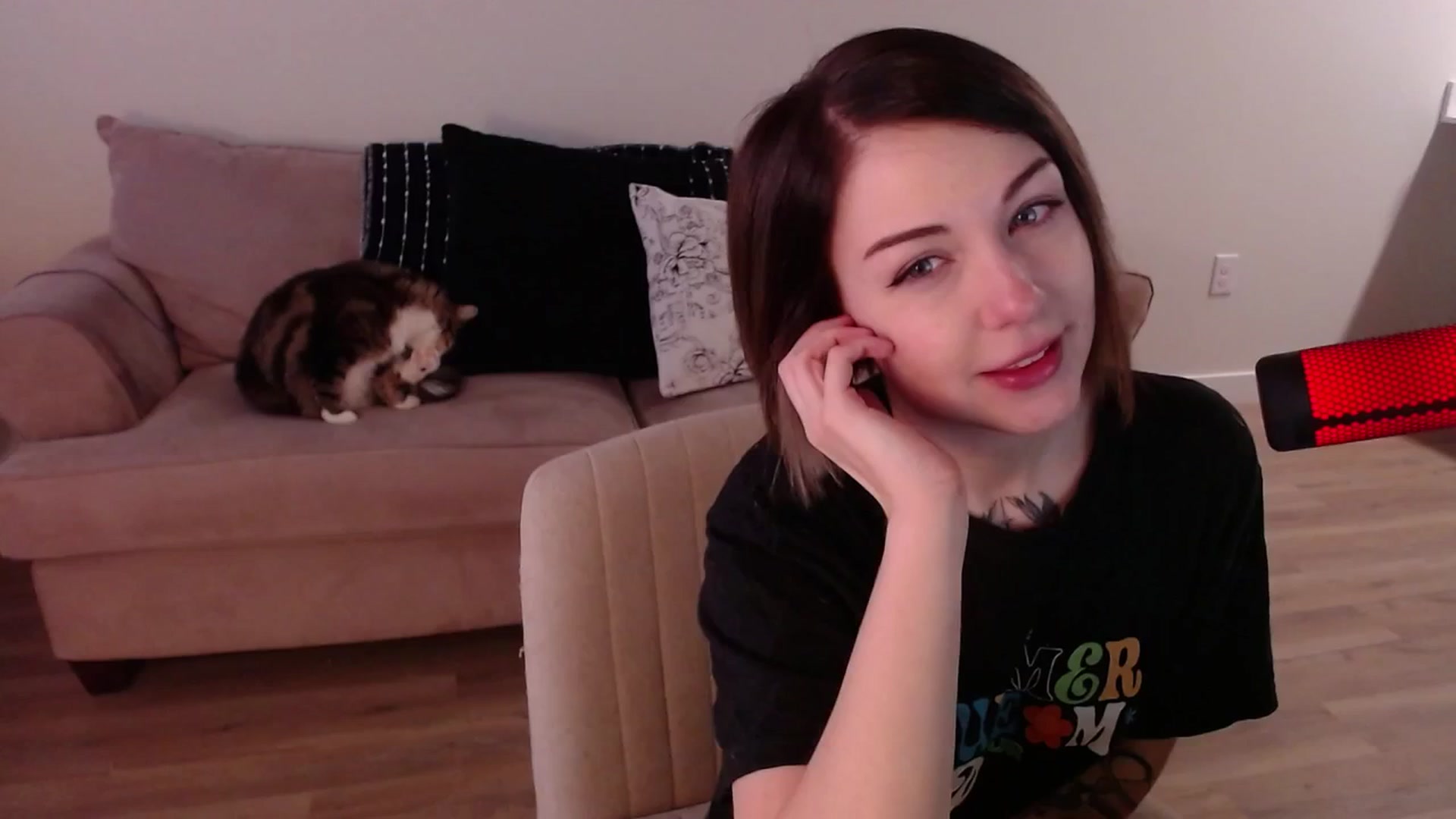 Gallery image thumbnail from cuteholly's myfreecams stream on, 01/24/2024, 22:24 image 3 of 20