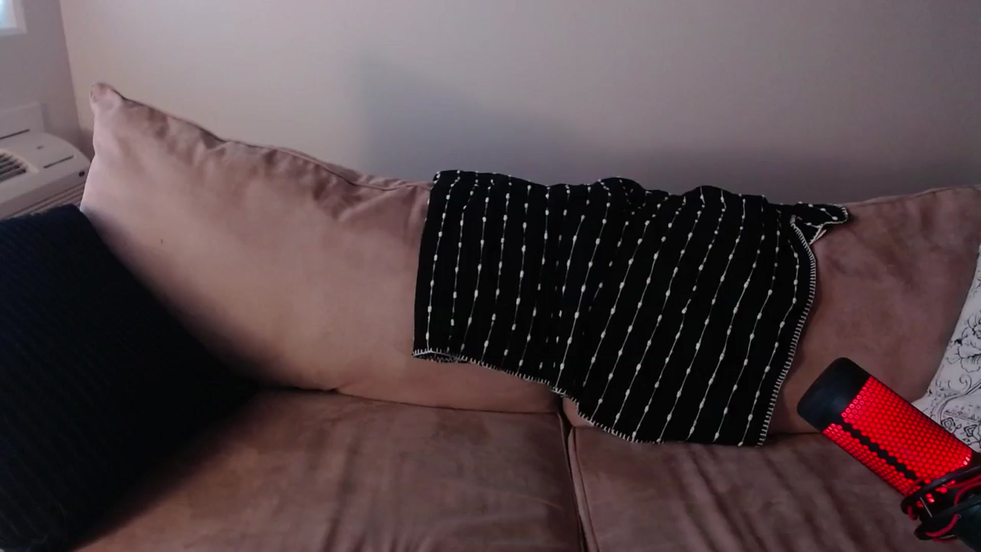Gallery image thumbnail from cuteholly's myfreecams stream on, 02/09/2024, 23:09 image 12 of 20