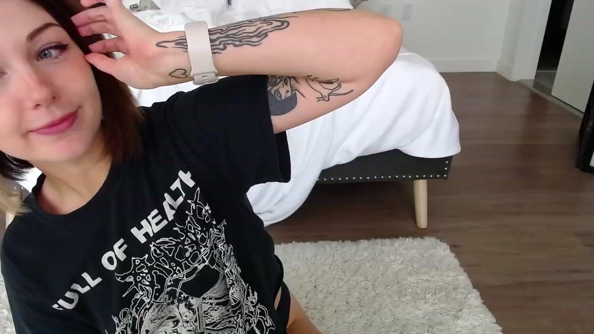 Gallery image thumbnail from cuteholly's myfreecams stream on, 03/14/2024, 20:04 image 13 of 20