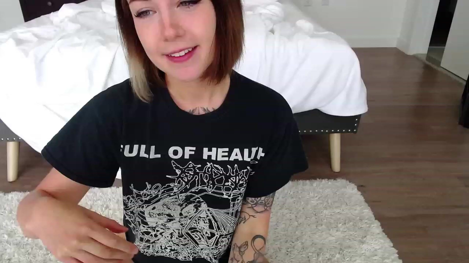 Gallery image thumbnail from cuteholly's myfreecams stream on, 03/14/2024, 20:04 image 12 of 20