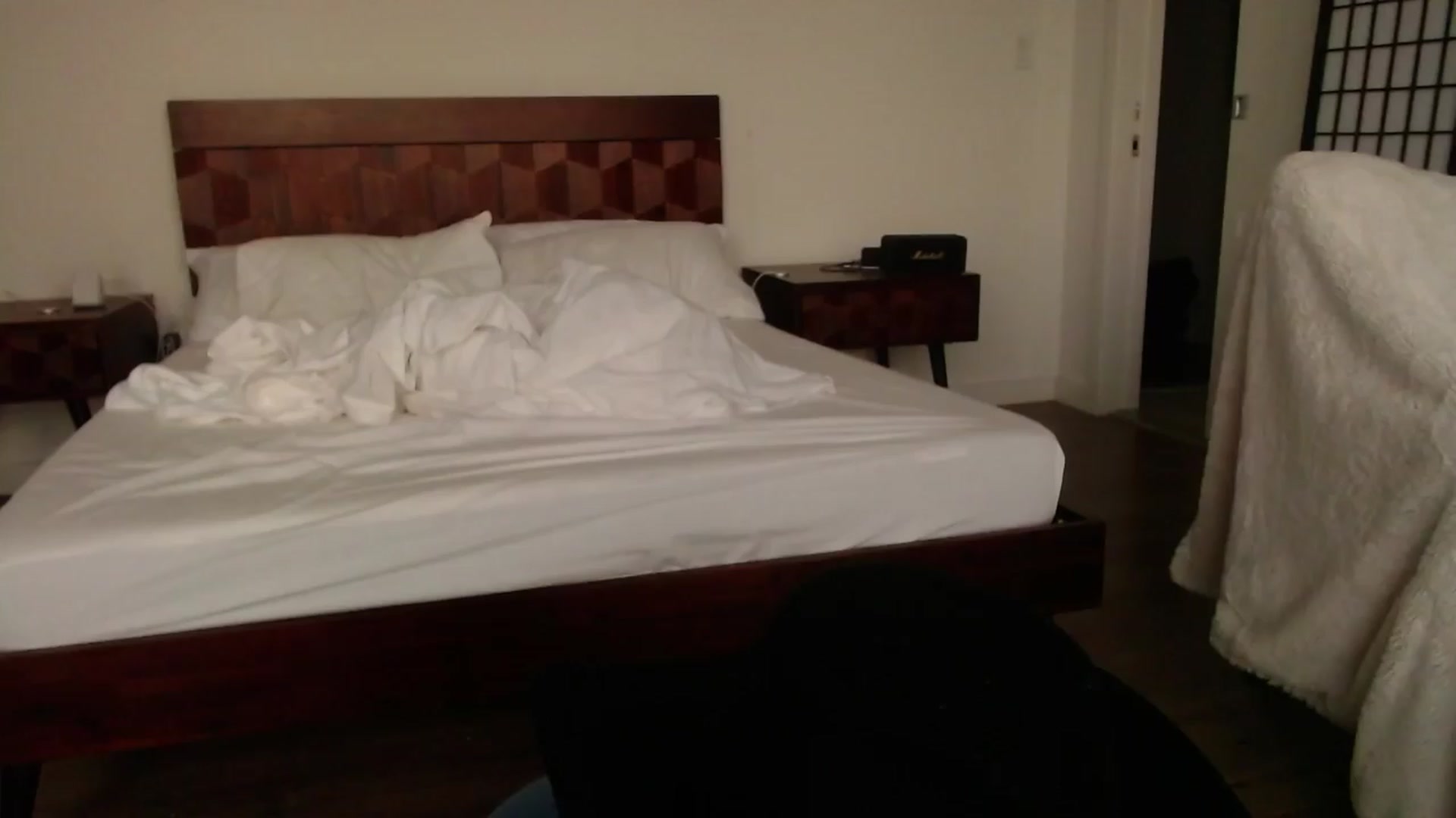 Gallery image thumbnail from cuteholly's myfreecams stream on, 03/27/2024, 23:00 image 18 of 20