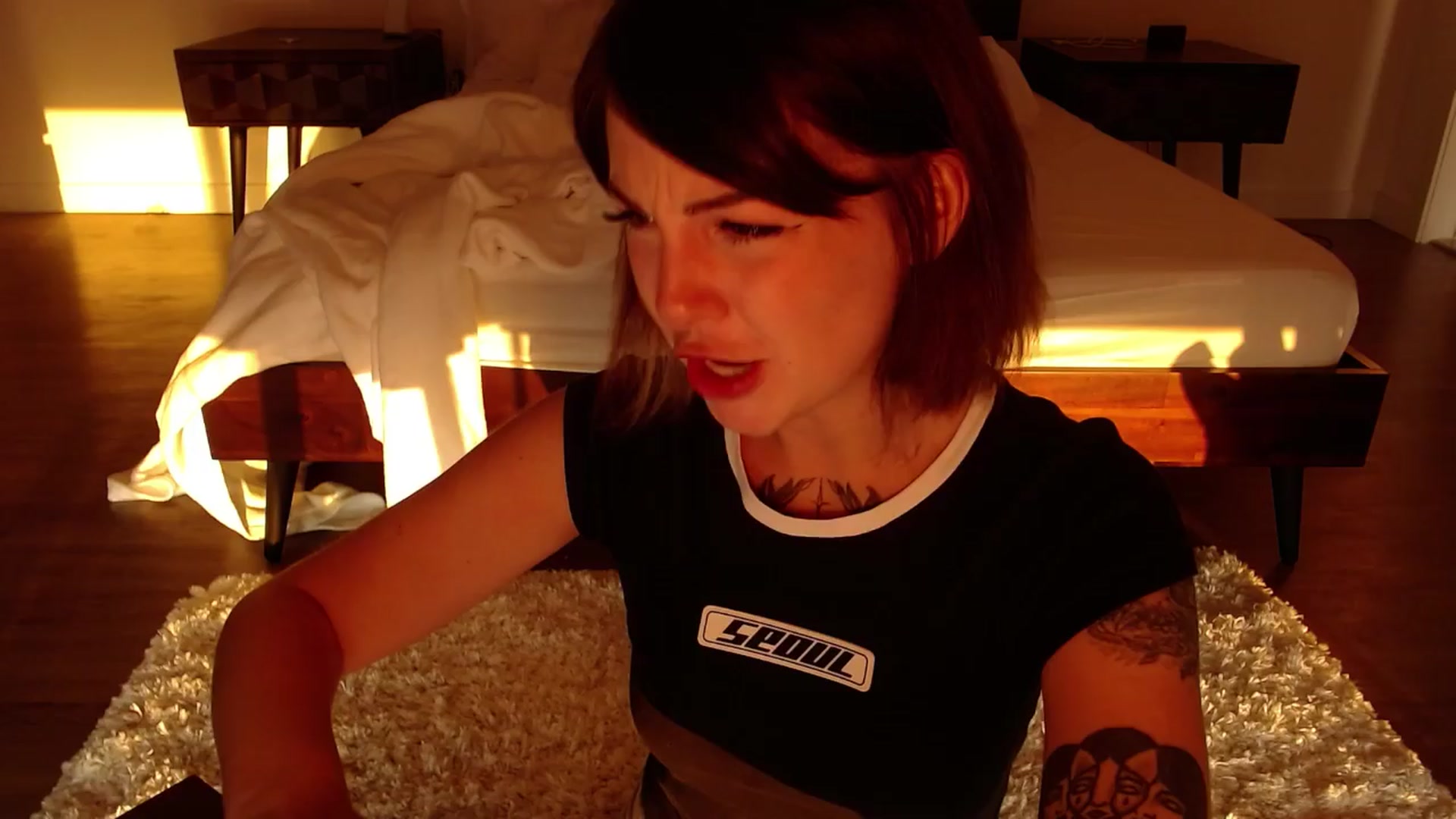 Gallery image thumbnail from cuteholly's myfreecams stream on, 04/06/2024, 23:37 image 9 of 20