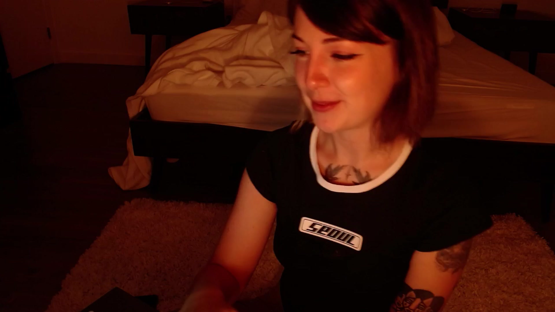 Gallery image thumbnail from cuteholly's myfreecams stream on, 04/07/2024, 24:22 image 3 of 20