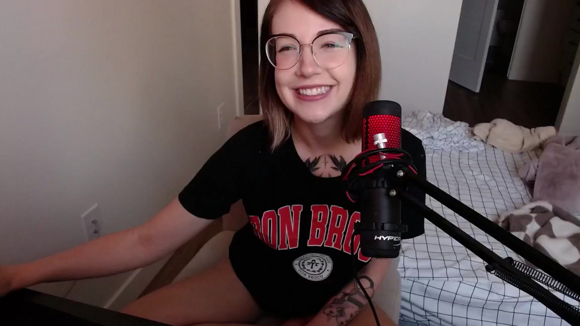 Gallery image thumbnail from cuteholly's myfreecams stream on, 05/02/2024, 20:35 image 18 of 20