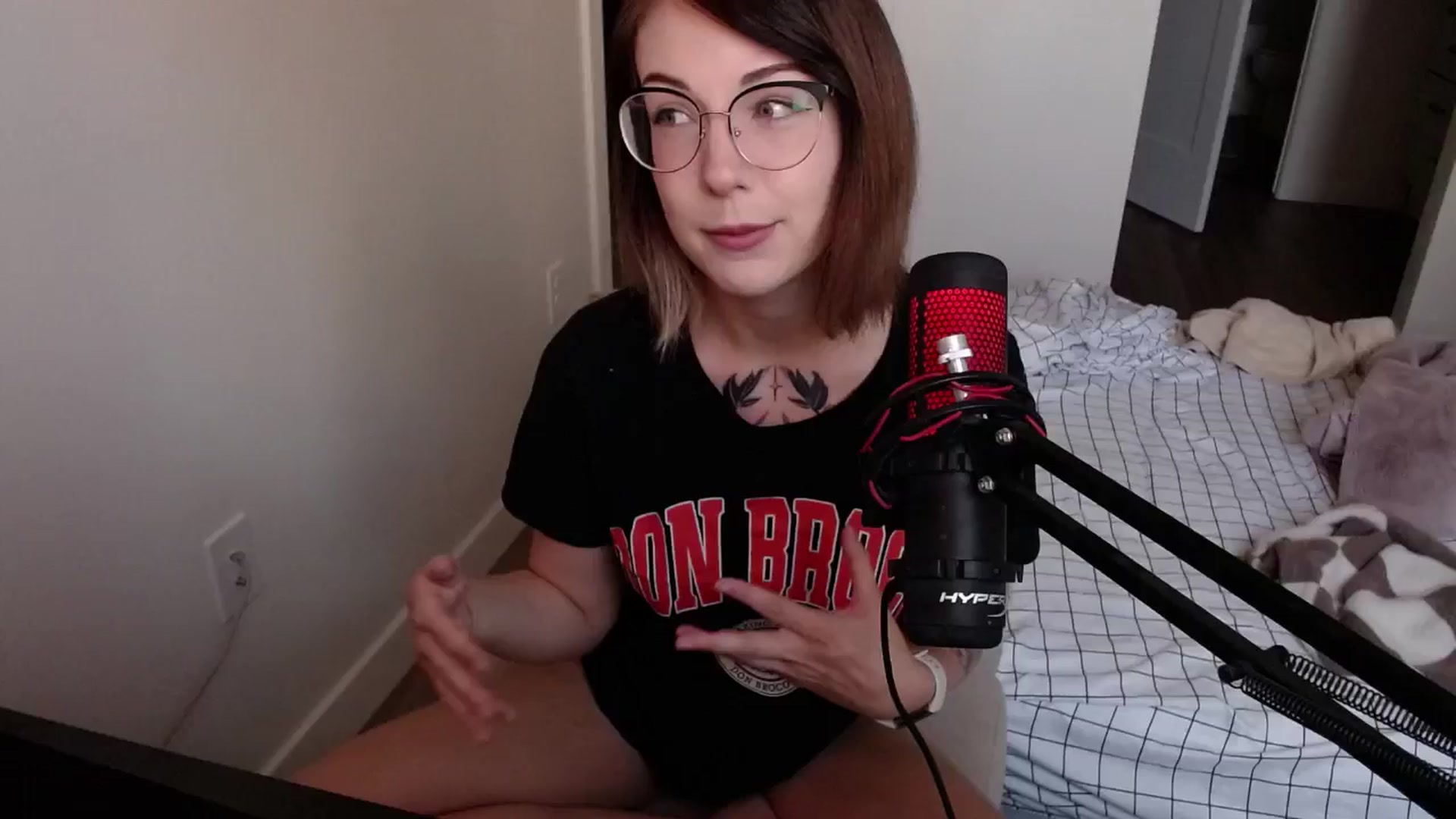 Gallery image thumbnail from cuteholly's myfreecams stream on, 05/02/2024, 20:35 image 12 of 20