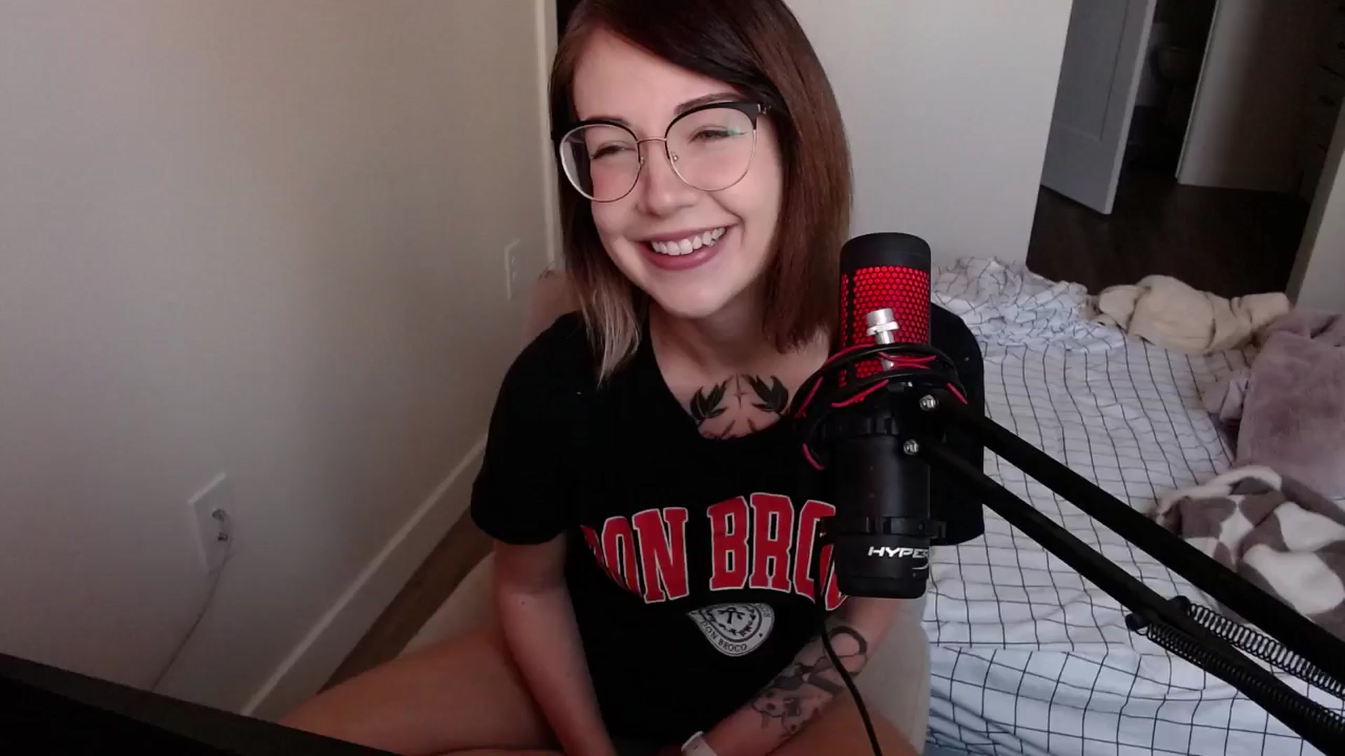 Gallery image thumbnail from cuteholly's myfreecams stream on, 05/02/2024, 20:35 image 16 of 20