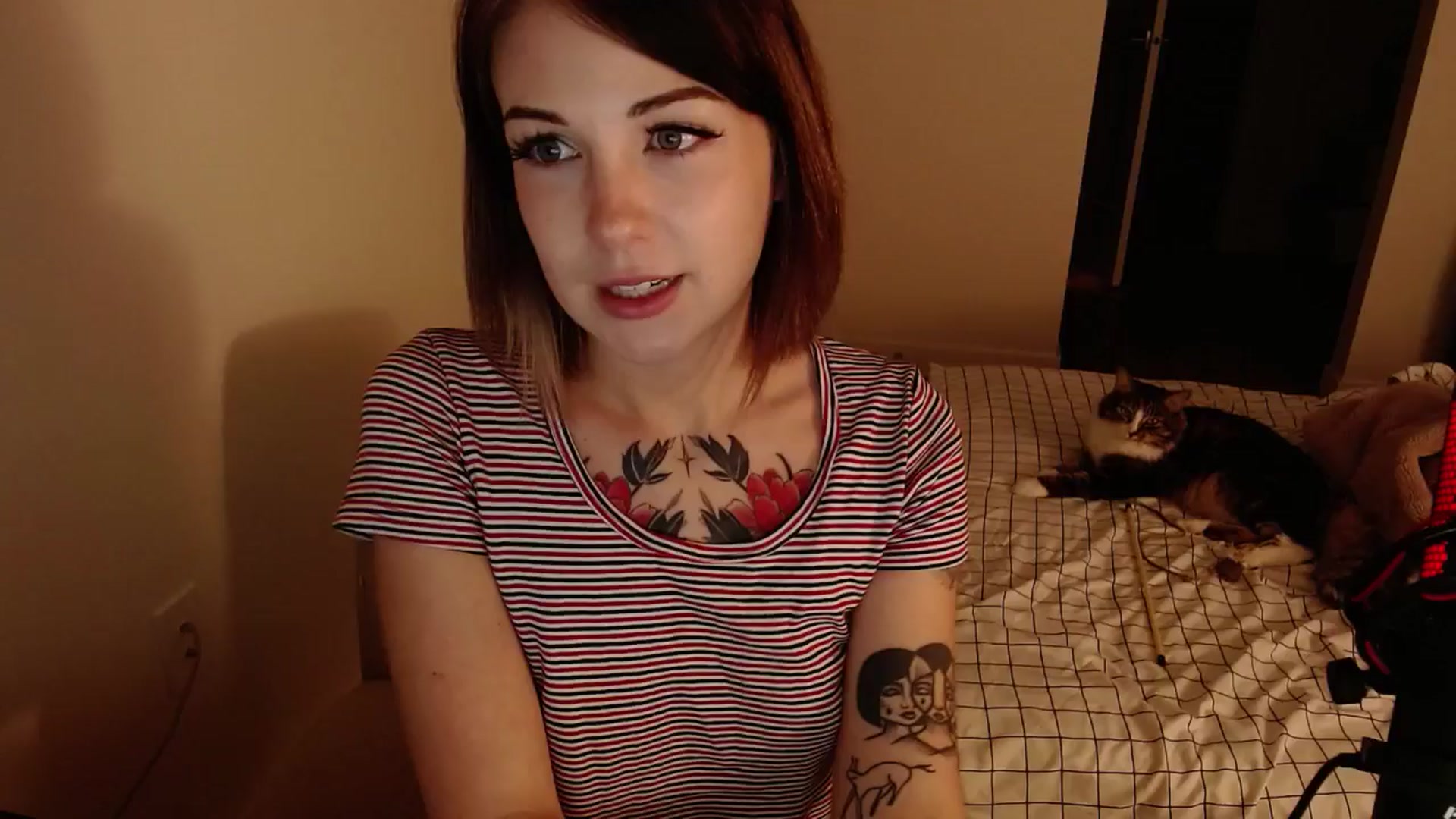 Gallery image thumbnail from cuteholly's myfreecams stream on, 05/08/2024, 04:20 image 7 of 20