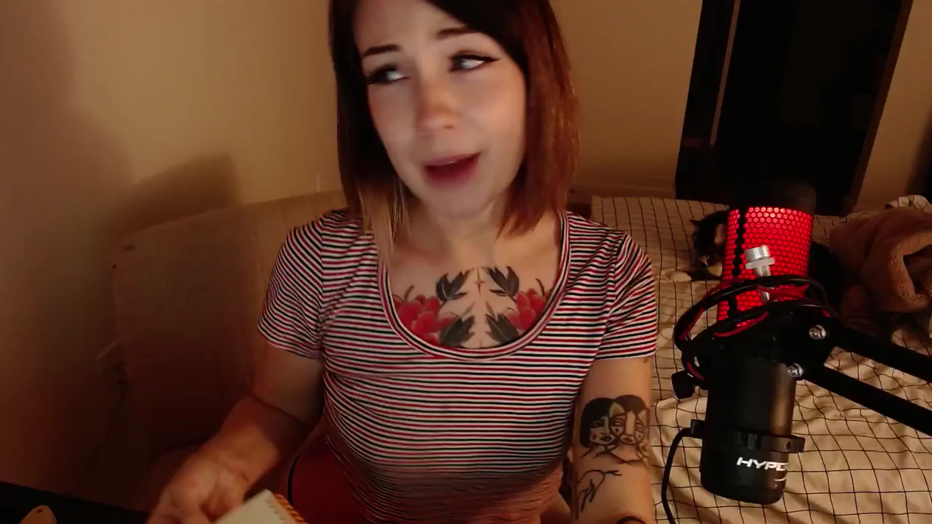 Gallery image thumbnail from cuteholly's myfreecams stream on, 05/08/2024, 04:20 image 8 of 20