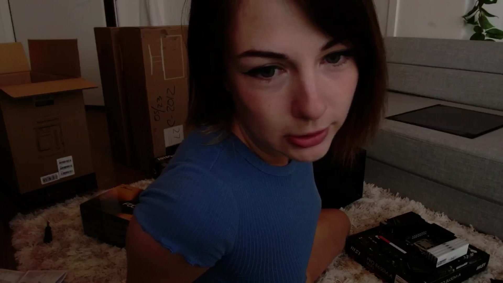 Gallery image thumbnail from cuteholly's myfreecams stream on, 05/28/2024, 21:32 image 9 of 20
