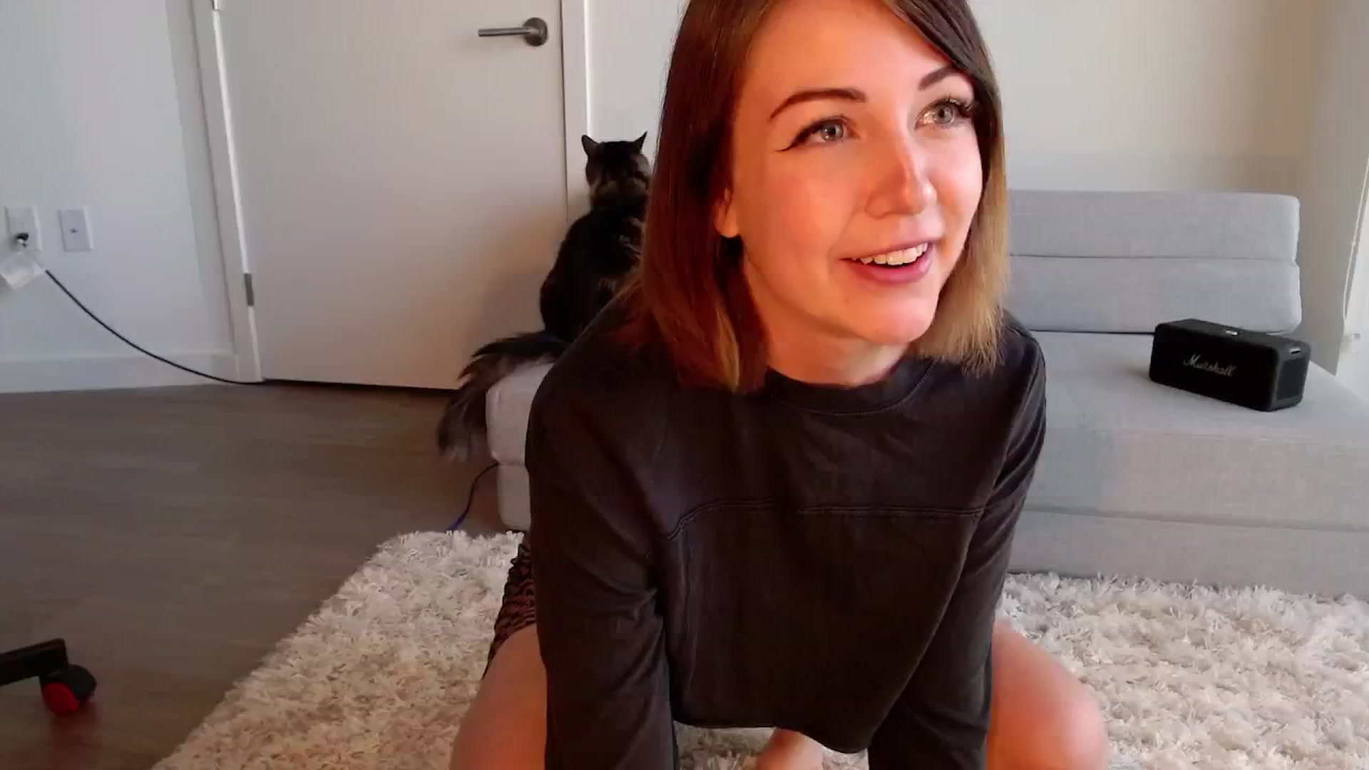 Gallery image thumbnail from cuteholly's myfreecams stream on, 06/20/2024, 23:46 image 15 of 20