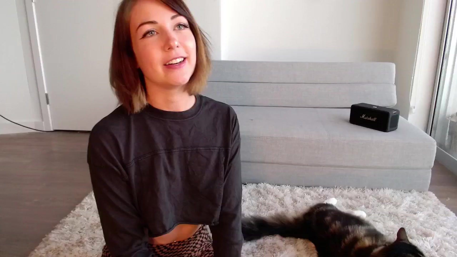Gallery image thumbnail from cuteholly's myfreecams stream on, 06/20/2024, 23:46 image 3 of 20