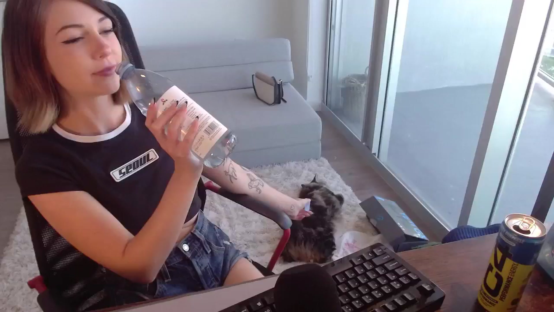 Gallery image thumbnail from cuteholly's myfreecams stream on, 06/27/2024, 22:30 image 4 of 20