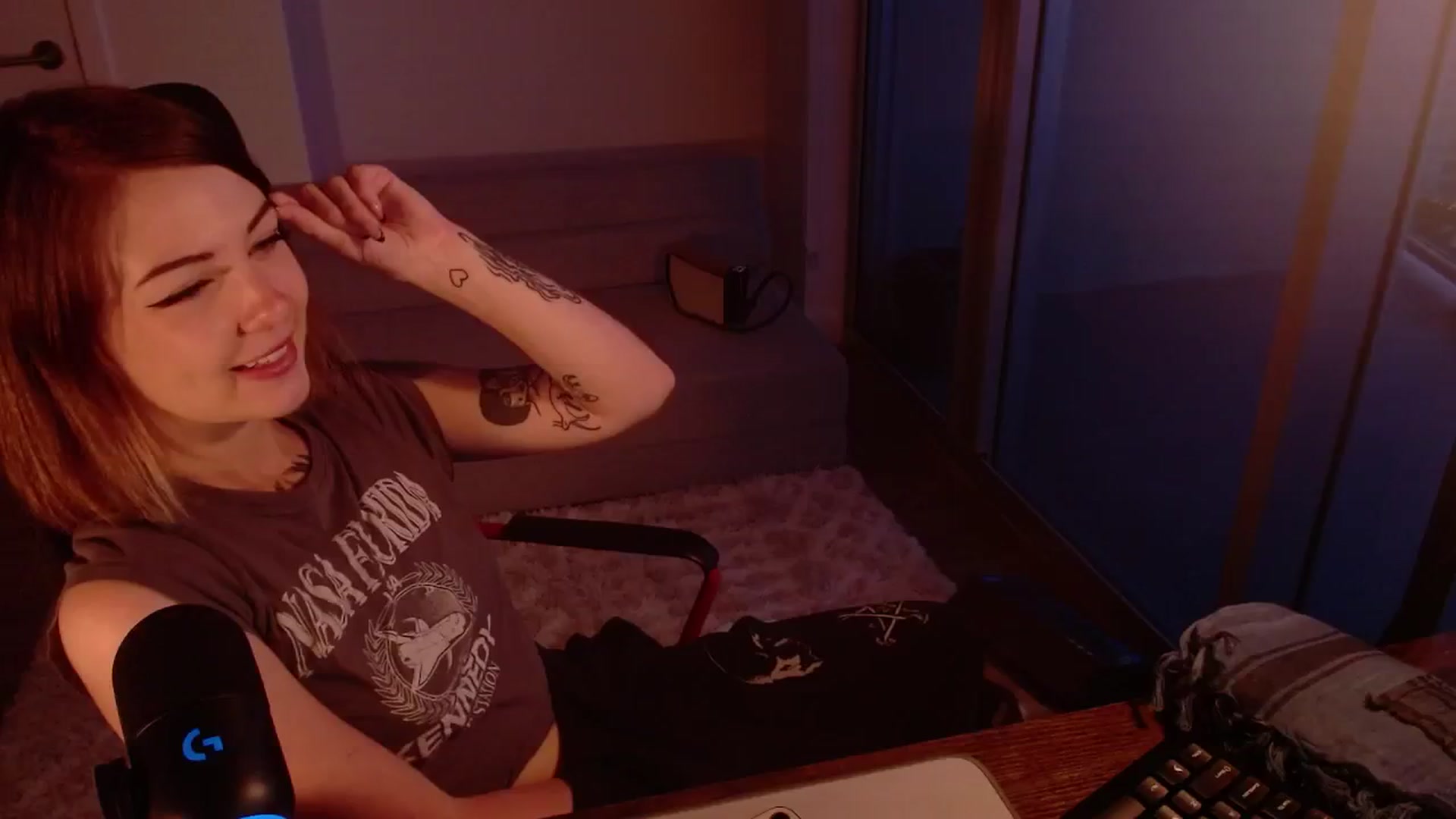 Gallery image thumbnail from cuteholly's myfreecams stream on, 06/29/2024, 24:26 image 14 of 20