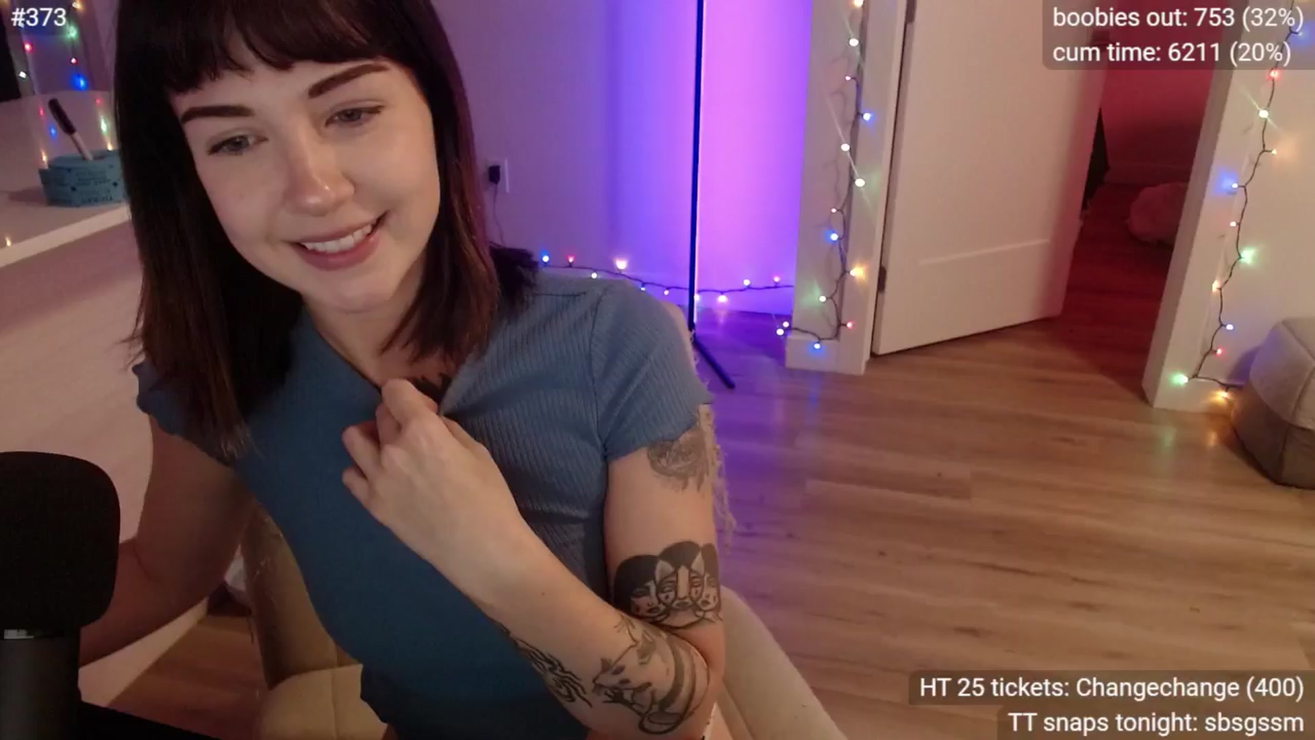Gallery image thumbnail from cuteholly's myfreecams stream on, 11/07/2024, 05:40 image 20 of 20