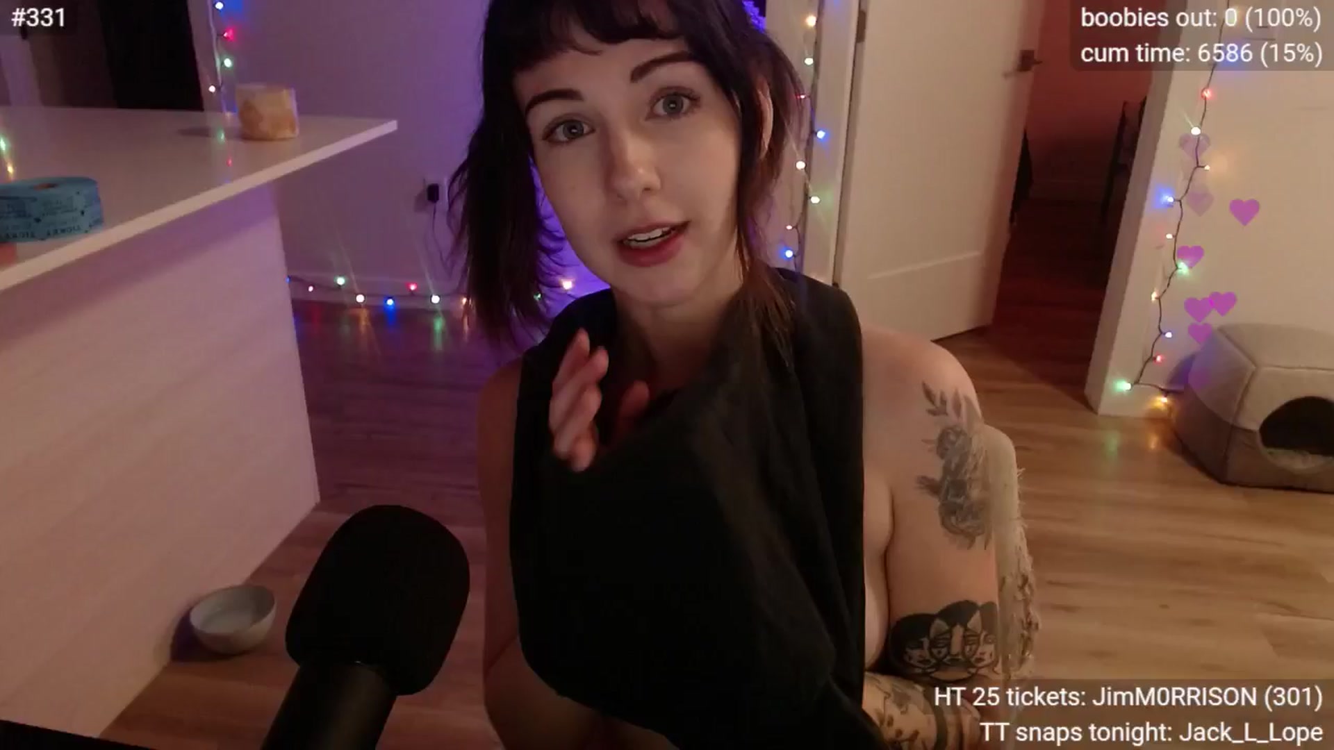 Gallery image thumbnail from cuteholly's myfreecams stream on, 11/08/2024, 11:07 image 4 of 20