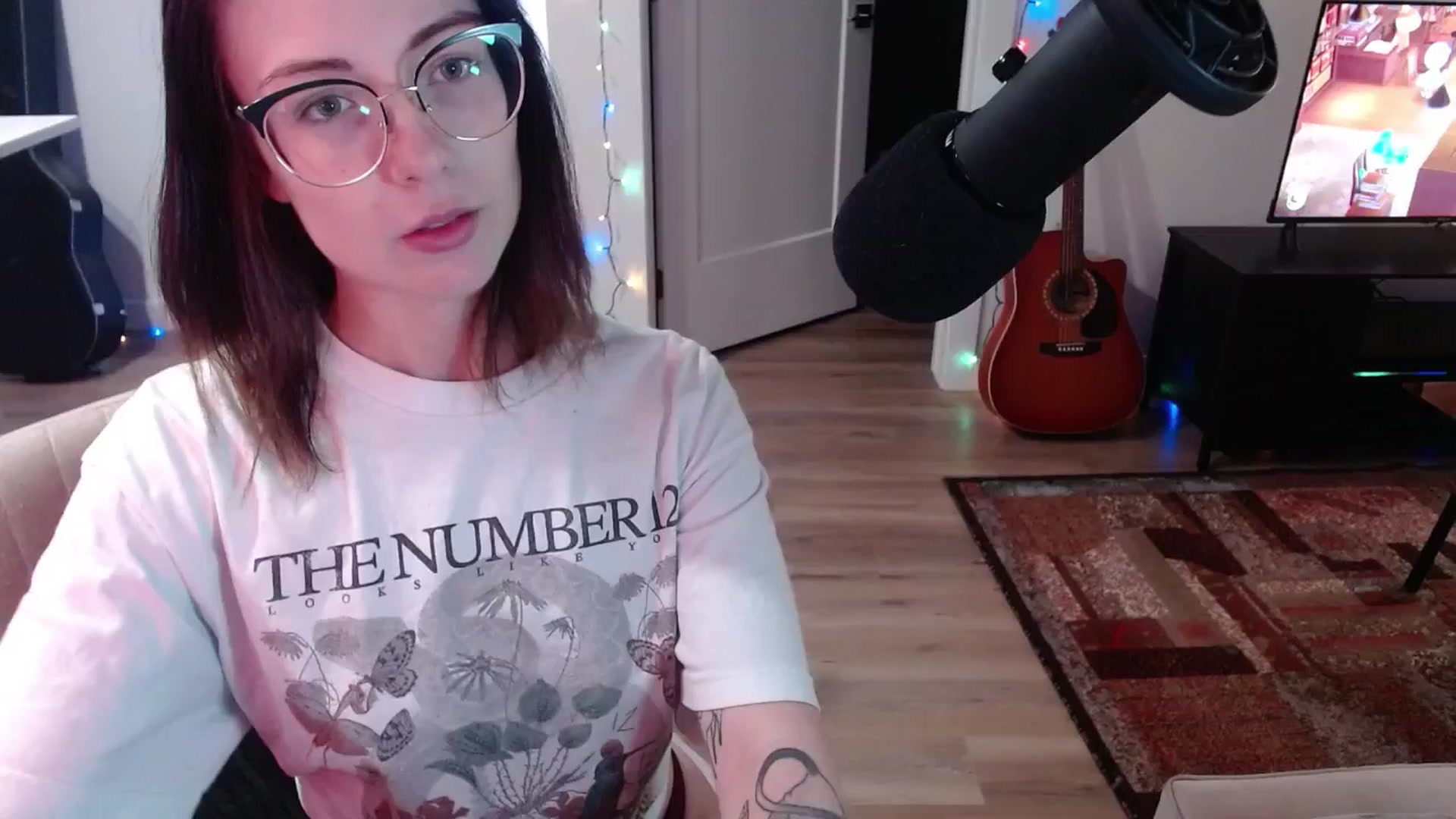 Gallery image thumbnail from cuteholly's myfreecams stream on, 12/17/2024, 06:14 image 4 of 20