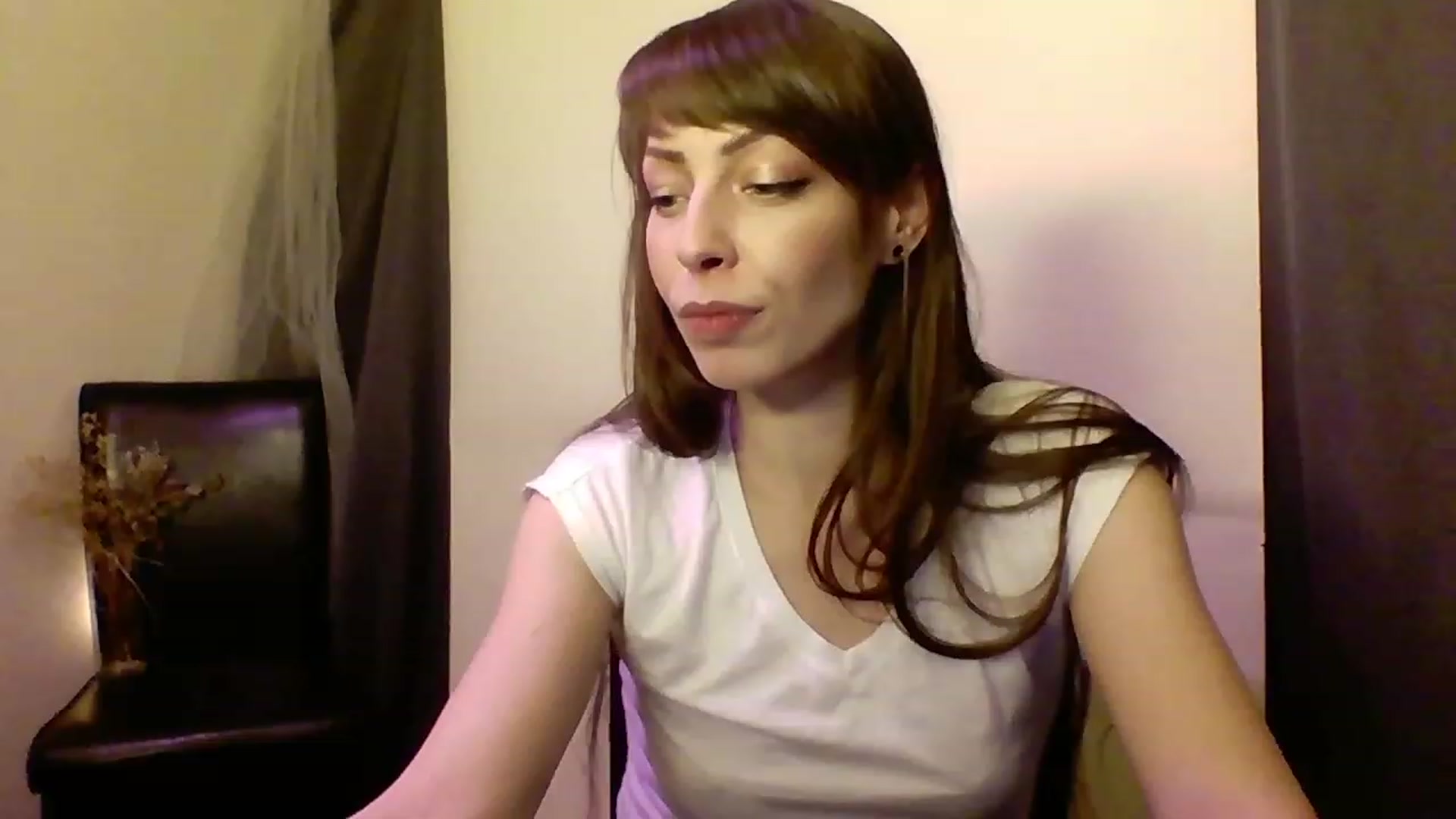 Gallery image thumbnail from cutemuse's myfreecams stream on, 12/12/2022, 02:12 image 17 of 20
