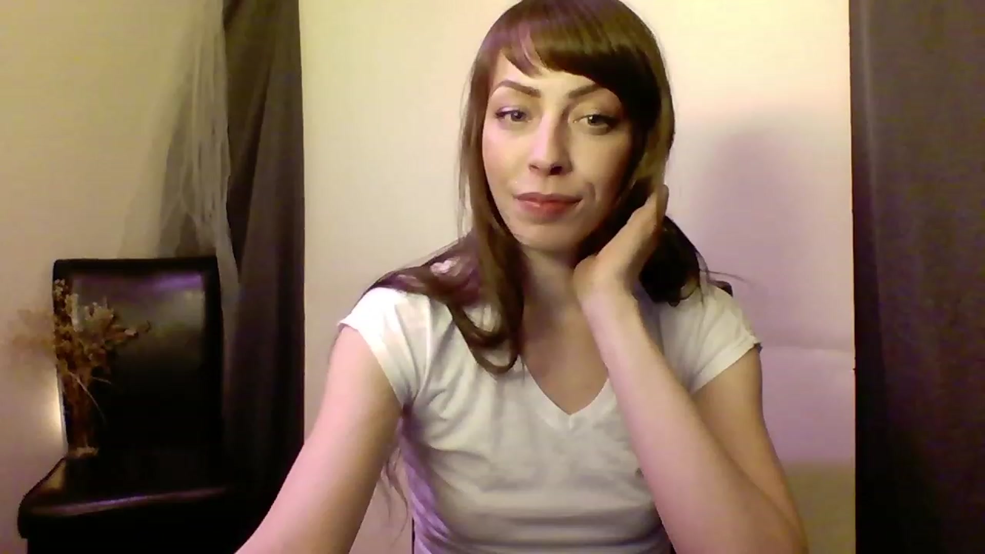 Gallery image thumbnail from cutemuse's myfreecams stream on, 12/12/2022, 02:12 image 6 of 20
