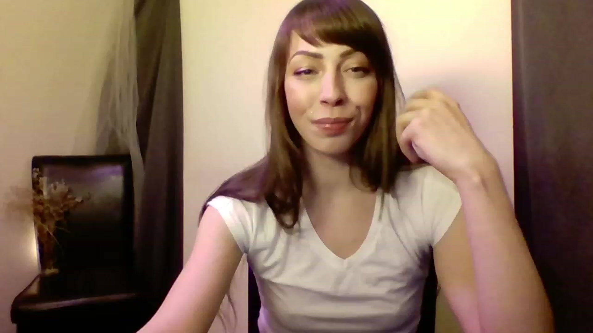 Gallery image thumbnail from cutemuse's myfreecams stream on, 12/12/2022, 02:12 image 4 of 20