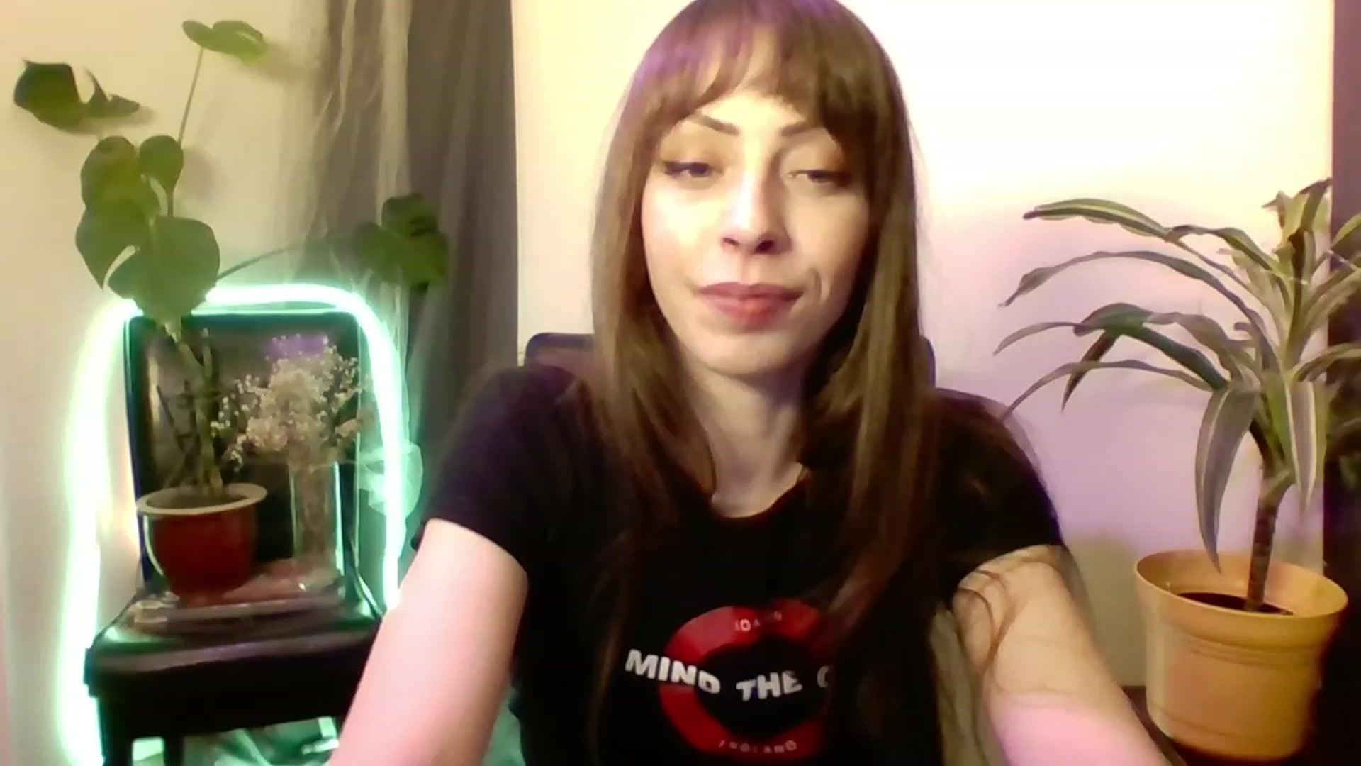 Gallery image thumbnail from cutemuse's myfreecams stream on, 12/15/2022, 04:33 image 20 of 20