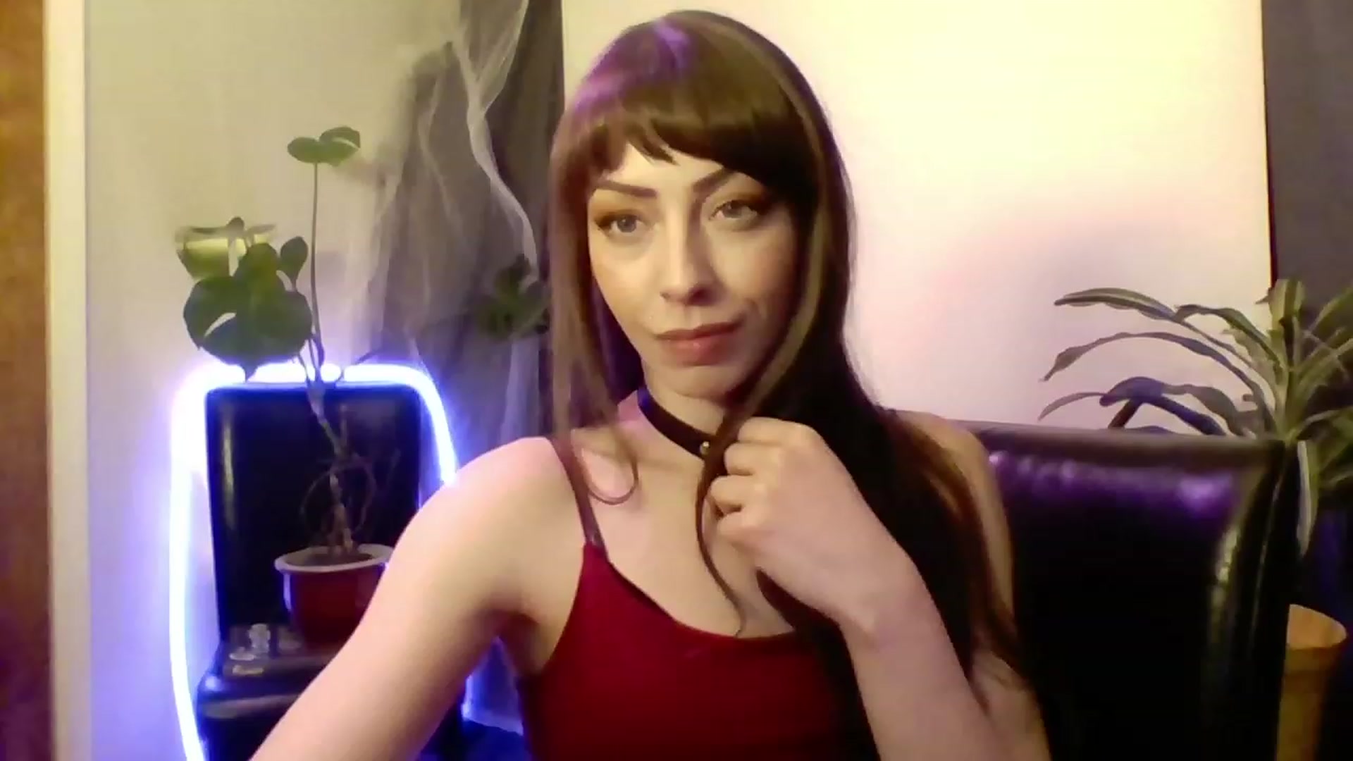 Gallery image thumbnail from cutemuse's myfreecams stream on, 12/17/2022, 23:52 image 14 of 20