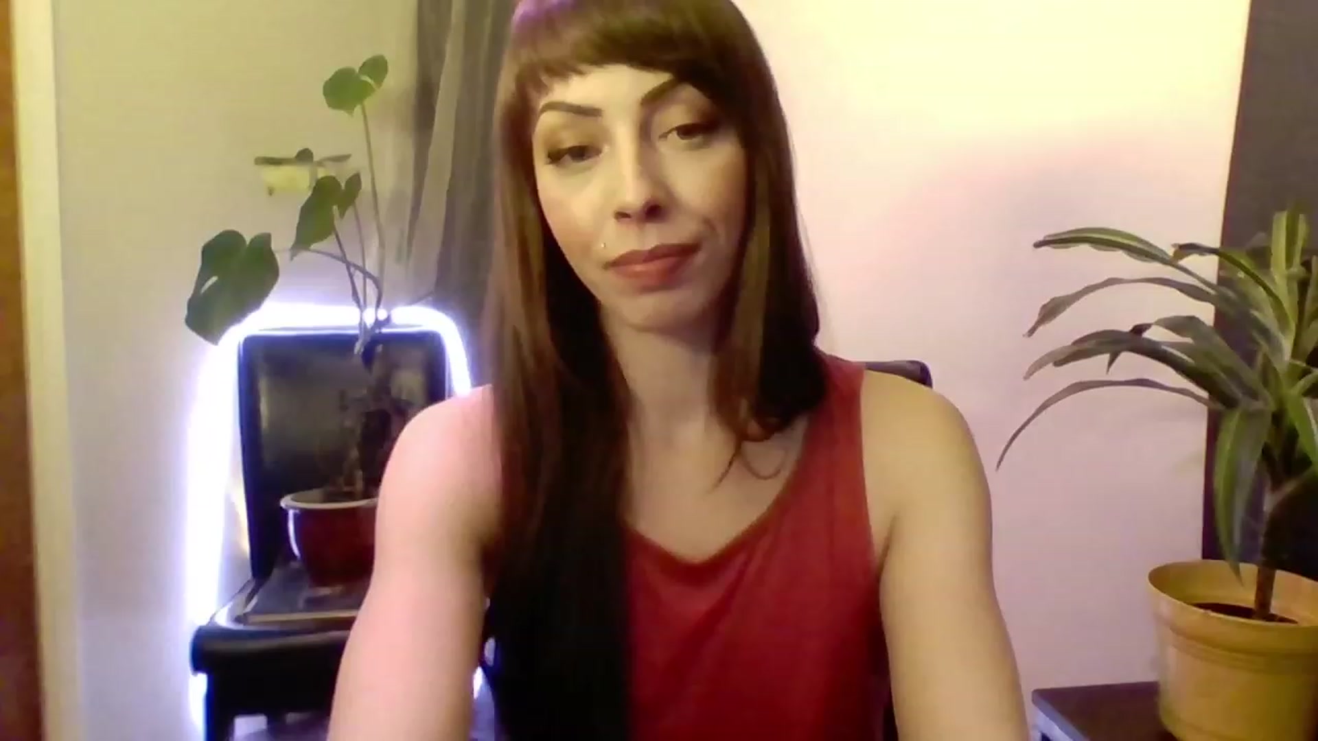 Gallery image thumbnail from cutemuse's myfreecams stream on, 12/31/2022, 02:41 image 8 of 20