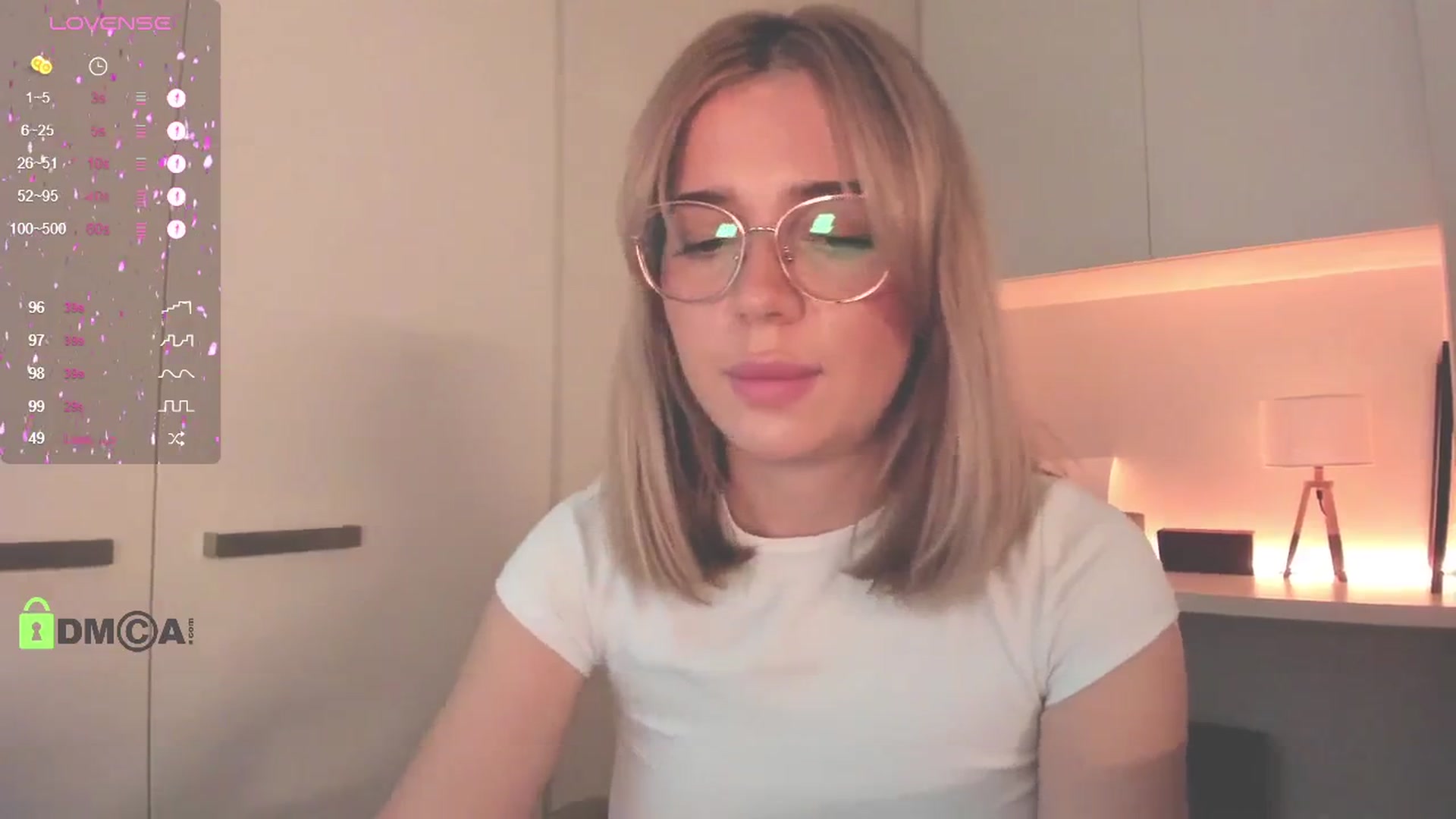 Gallery image thumbnail from cutiee's myfreecams stream on, 03/27/2025, 05:52 image 2 of 20