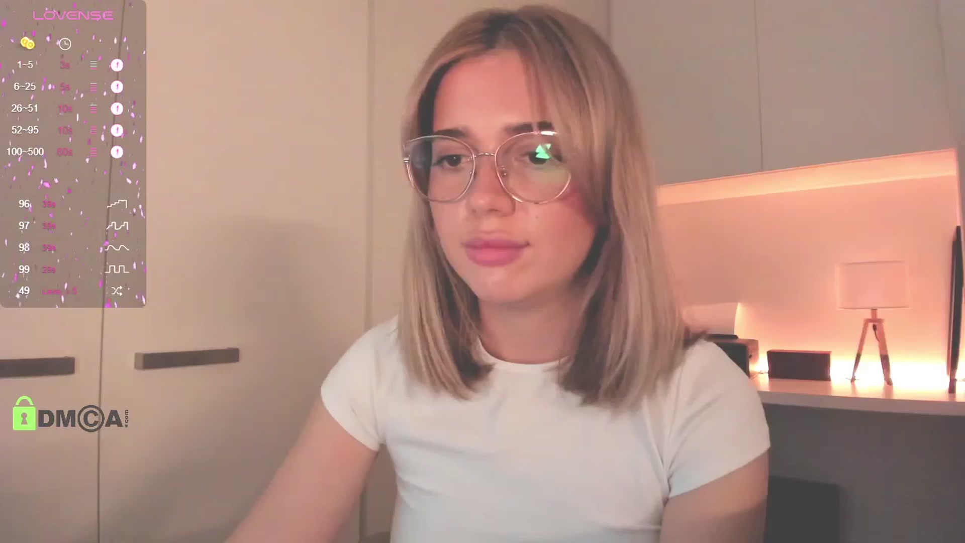 Gallery image thumbnail from cutiee's myfreecams stream on, 03/27/2025, 05:52 image 16 of 20