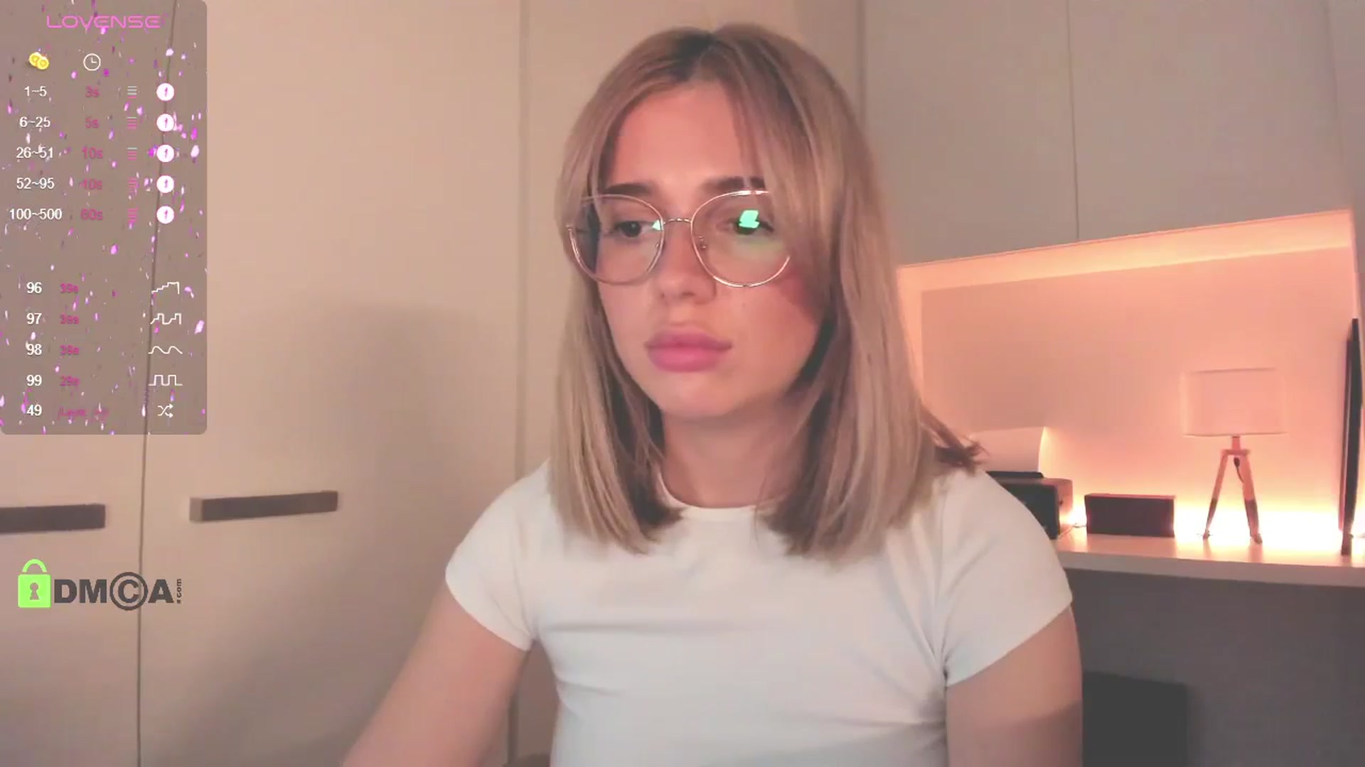 Gallery image thumbnail from cutiee's myfreecams stream on, 03/27/2025, 05:52 image 10 of 20