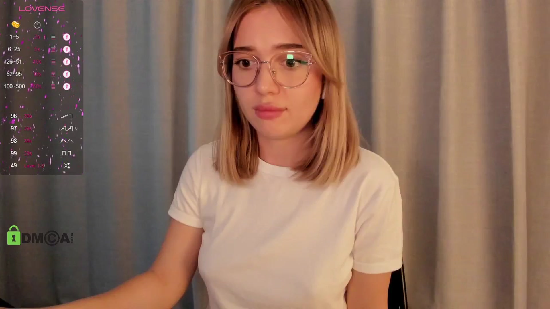Gallery image thumbnail from cutiee's myfreecams stream on, 03/30/2025, 08:40 image 16 of 20
