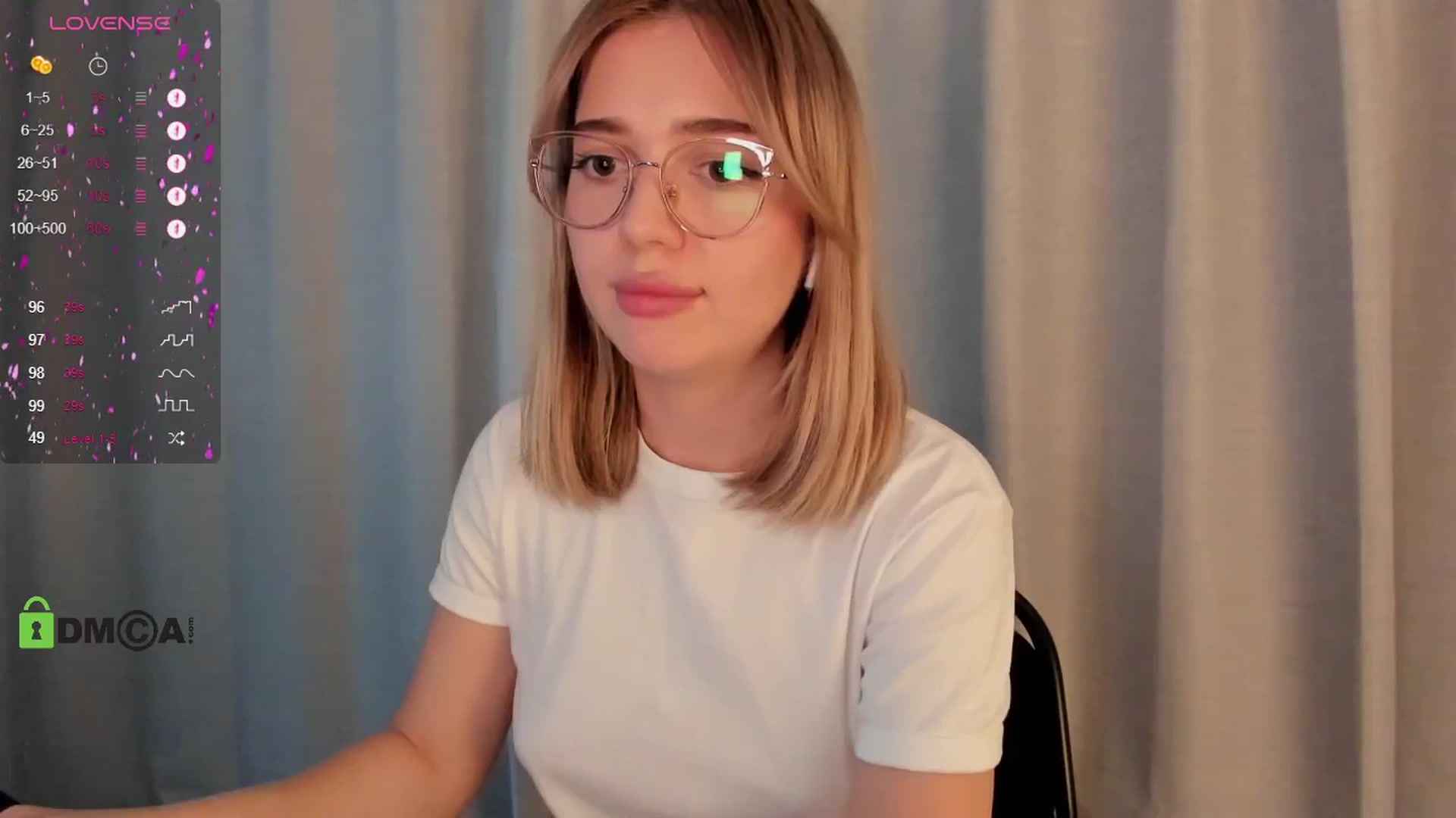 Gallery image thumbnail from cutiee's myfreecams stream on, 03/30/2025, 08:40 image 10 of 20