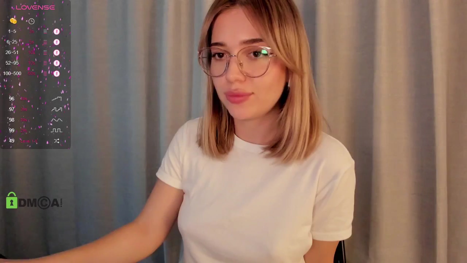 Gallery image thumbnail from cutiee's myfreecams stream on, 03/30/2025, 08:40 image 13 of 20