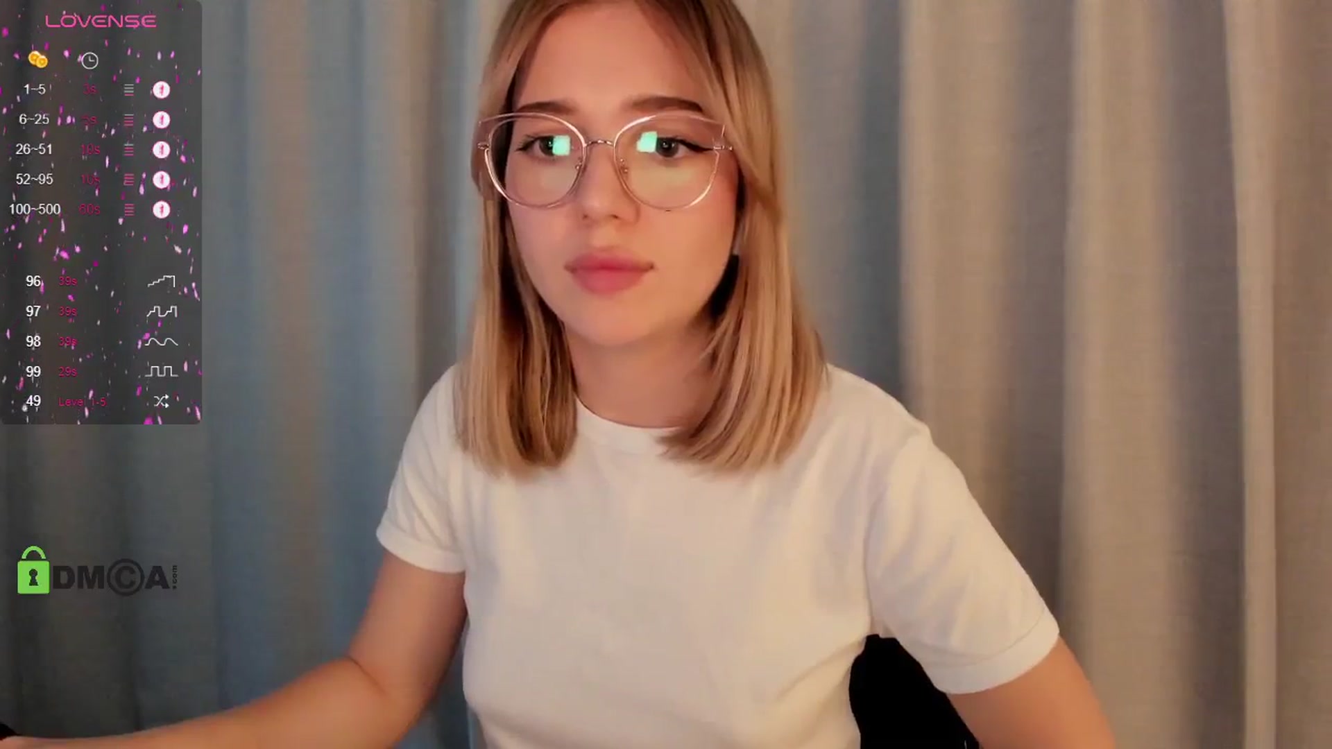 Gallery image thumbnail from cutiee's myfreecams stream on, 03/30/2025, 08:40 image 11 of 20