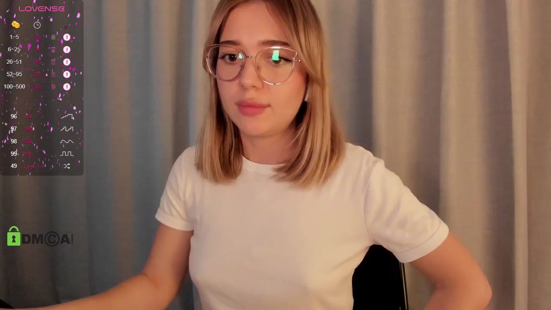 Gallery image thumbnail from cutiee's myfreecams stream on, 03/30/2025, 08:40 image 17 of 20