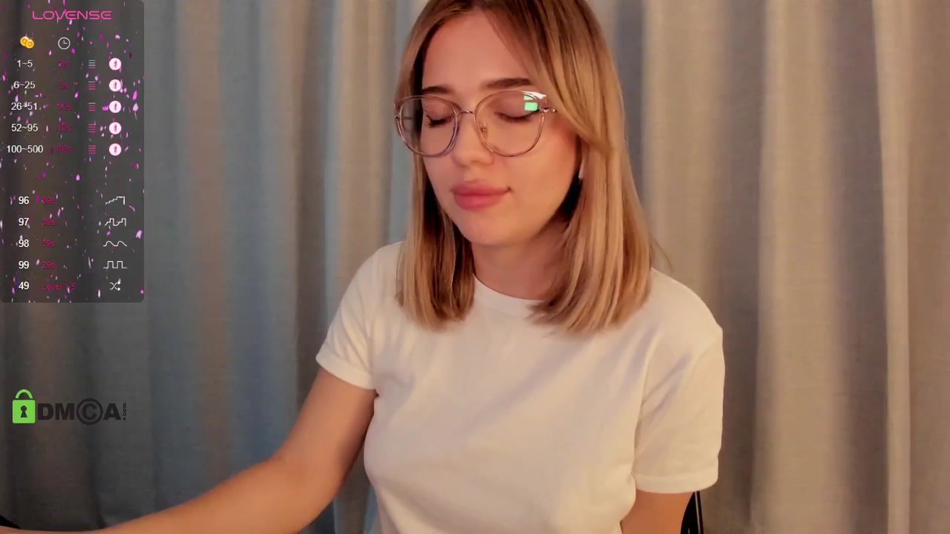 Gallery image thumbnail from cutiee's myfreecams stream on, 03/30/2025, 08:40 image 14 of 20