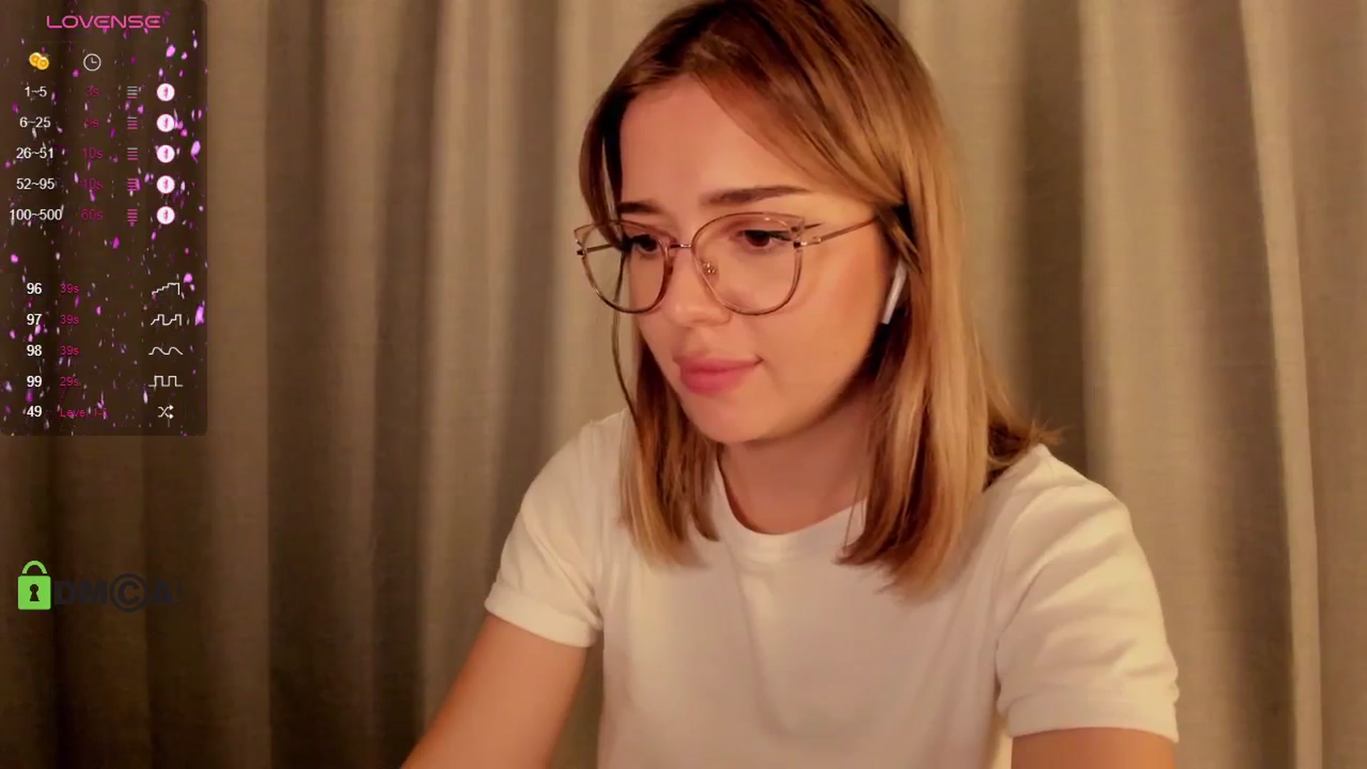 Gallery image thumbnail from cutiee's myfreecams stream on, 03/30/2025, 10:07 image 17 of 20